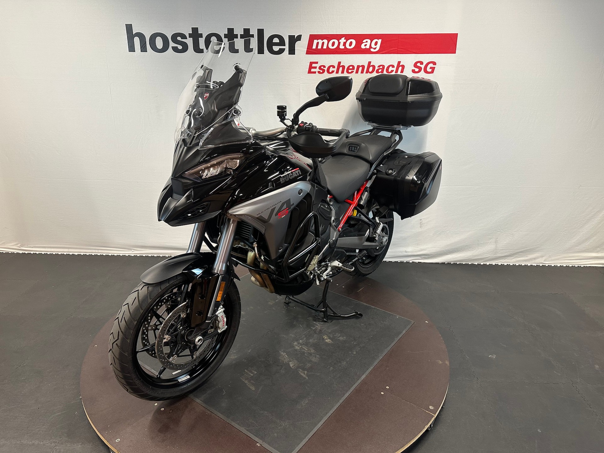 DUCATI Multistrada V4 S-showroom-element-2