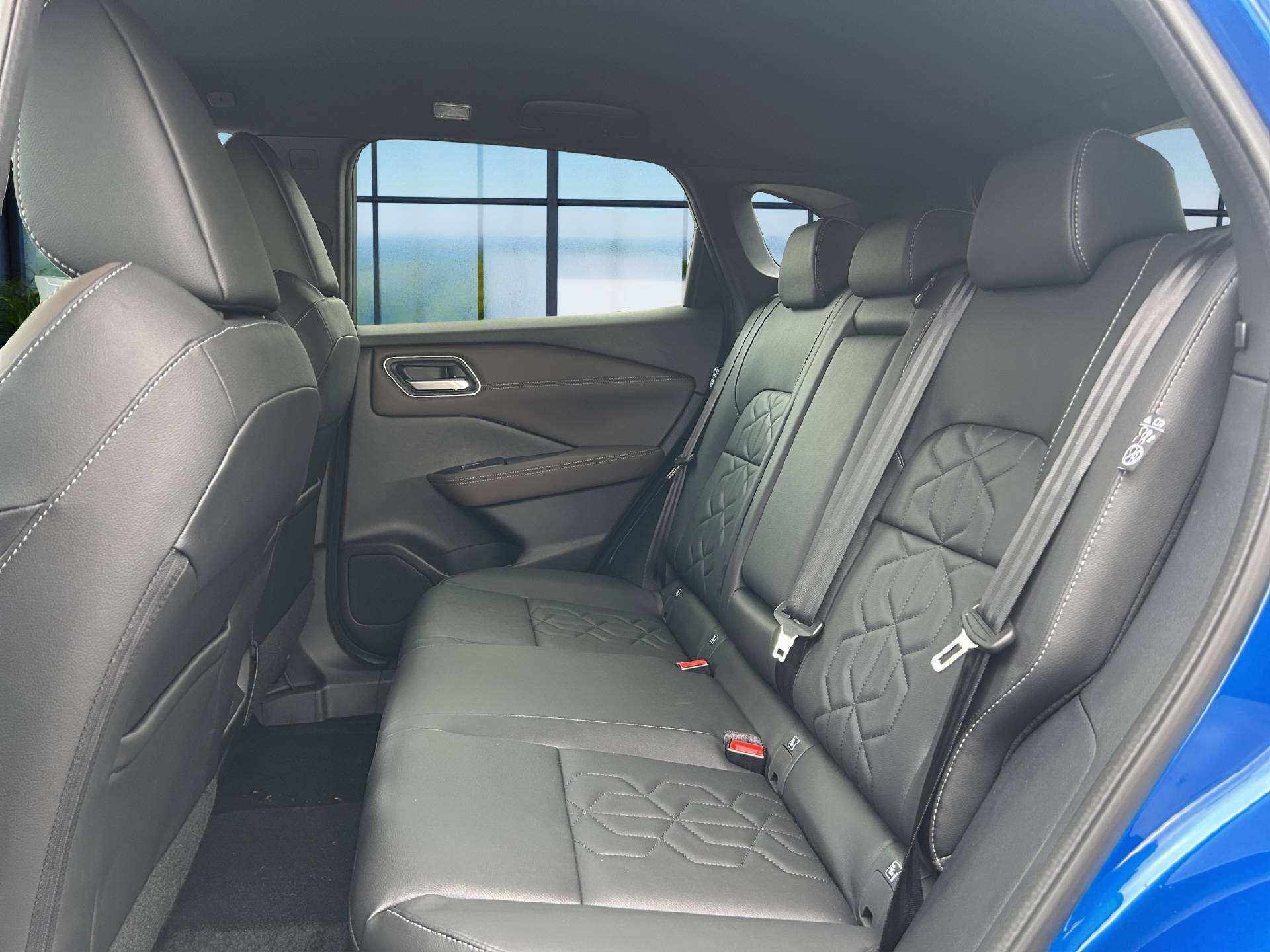 NISSAN Qashqai 1.5 VC-T Tekna-image-11