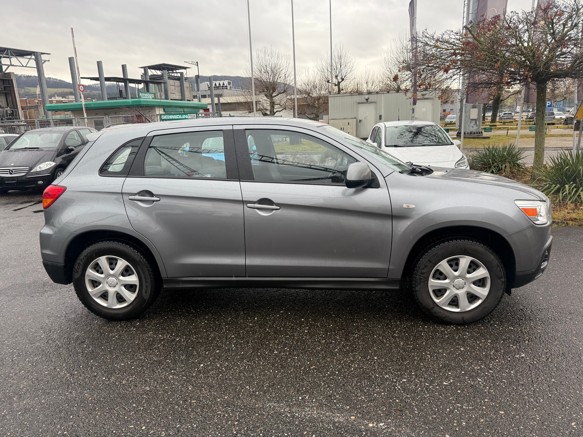 MITSUBISHI ASX 1.6 Super Jubilé 2WD-image-3