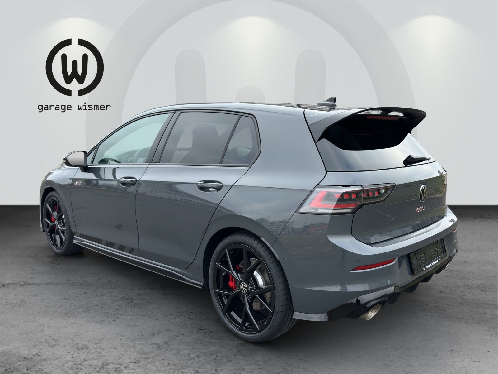 VW Golf 2.0 TSI GTI Clubsport DSG-image-2