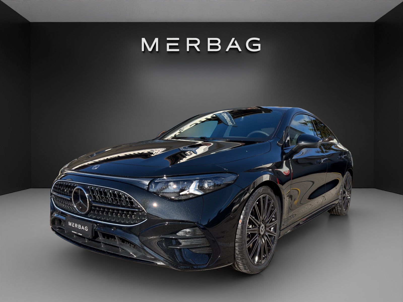 MERCEDES-BENZ CLA 200 8G-DCT 4Matic-image-6