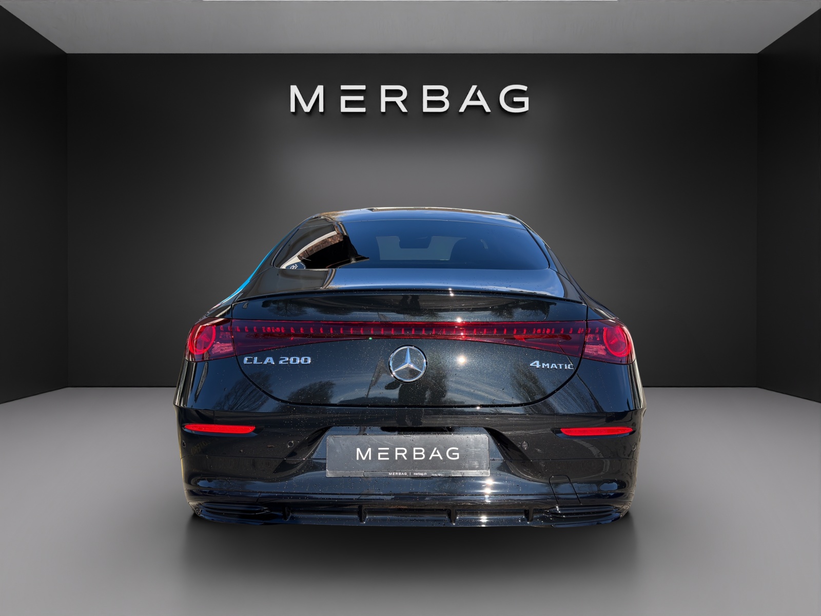 MERCEDES-BENZ CLA 200 8G-DCT 4Matic-image-3