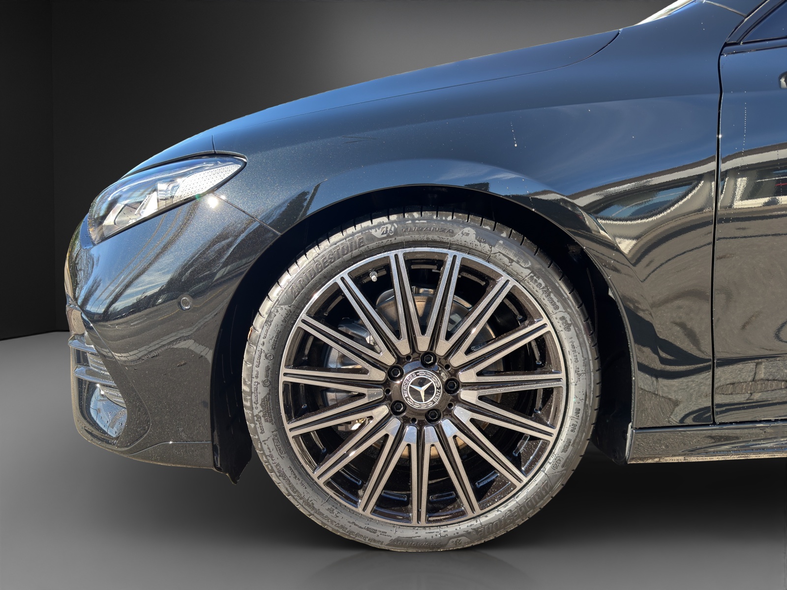 MERCEDES-BENZ CLA 200 8G-DCT 4Matic-image-8