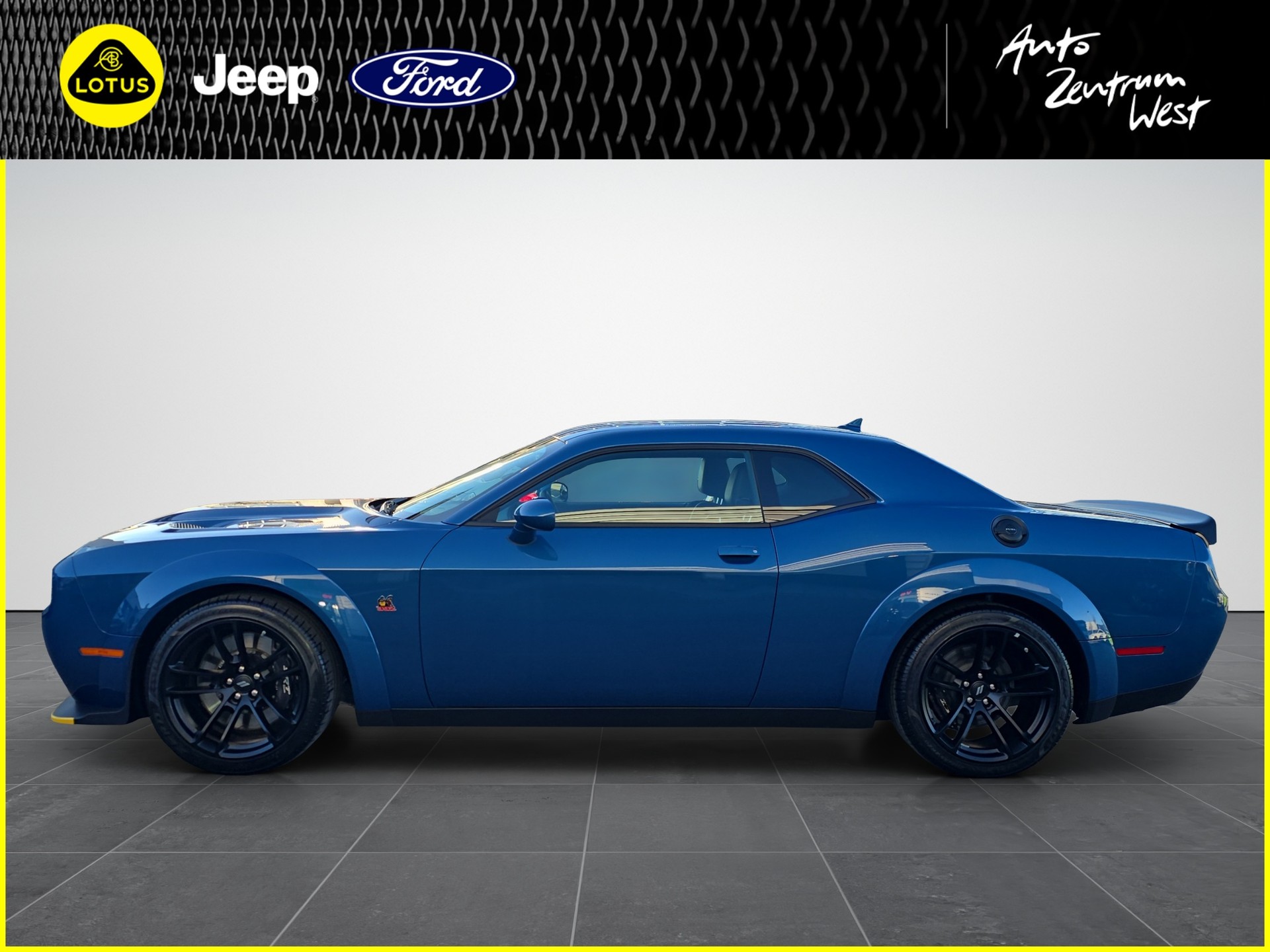 DODGE Challenger 6.4 V8 R/T ScatPack Widebody-image-1