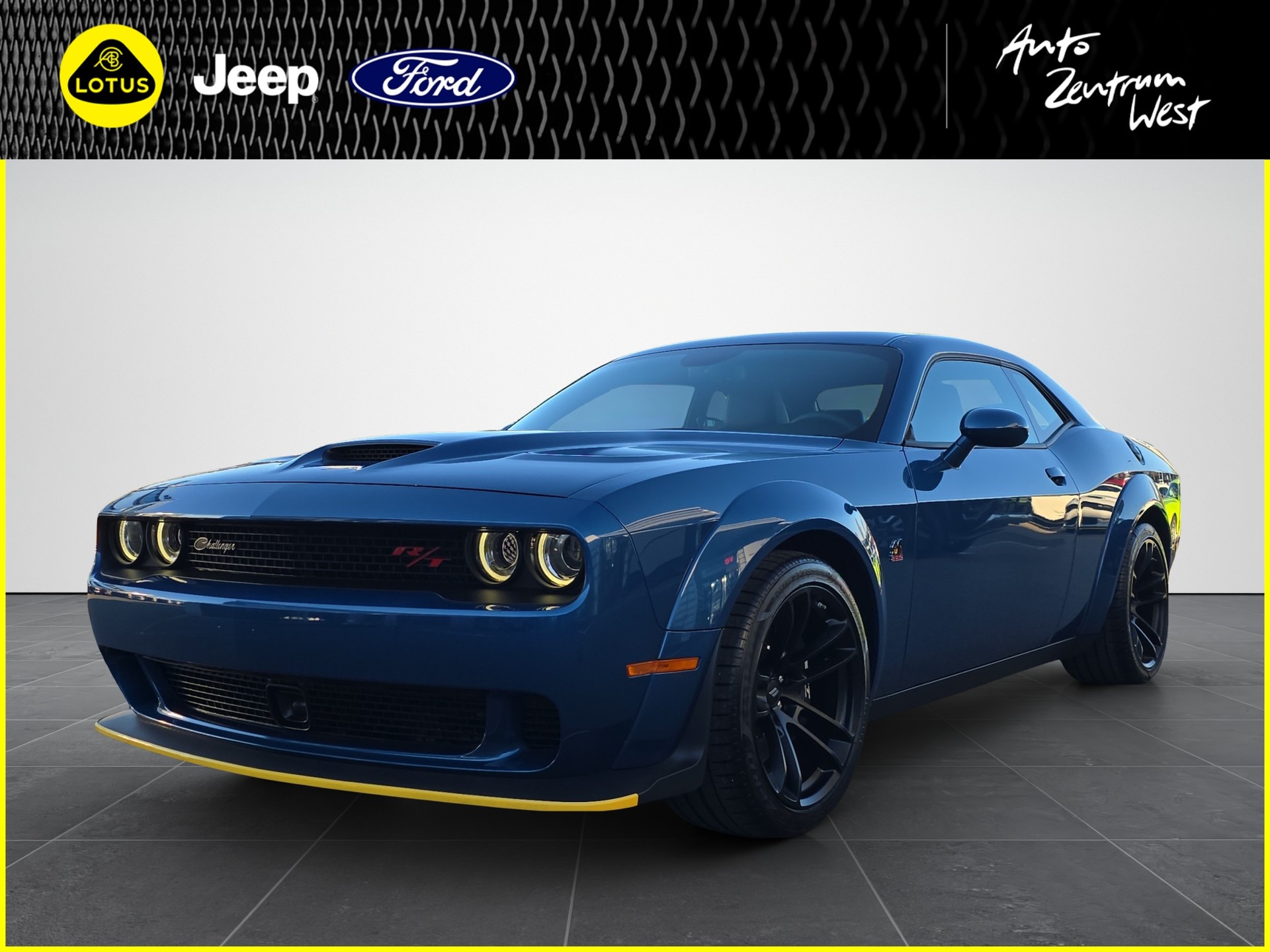 DODGE Challenger 6.4 V8 R/T ScatPack Widebody-image-0
