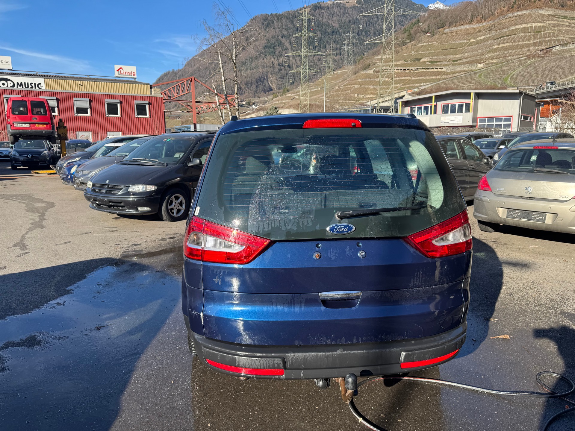 FORD Galaxy 2.0 TDCi Ghia-image-5