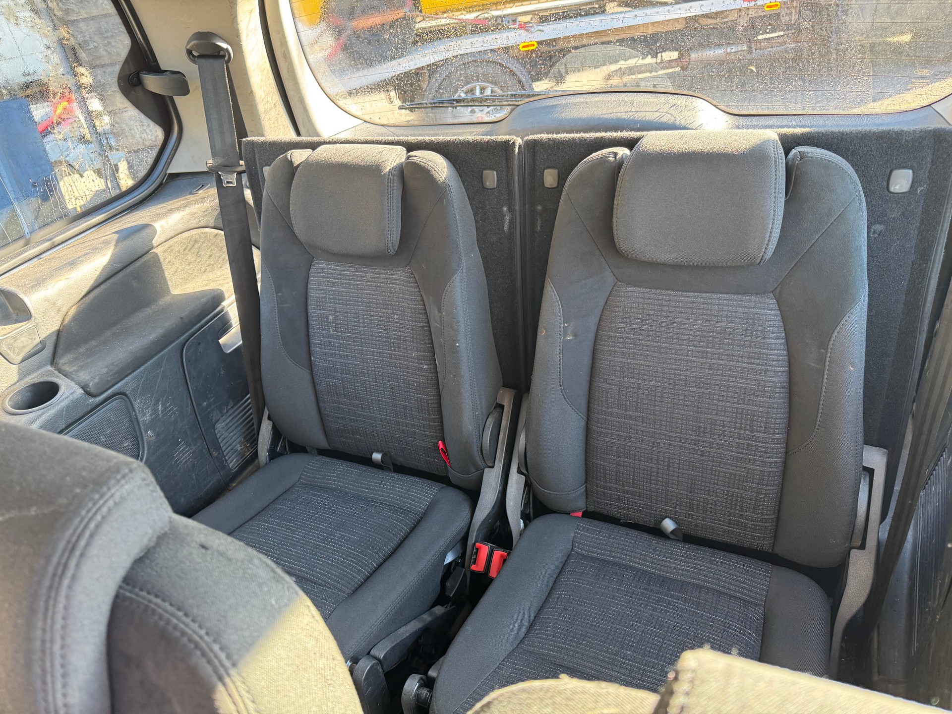 FORD Galaxy 2.0 TDCi Ghia-image-11