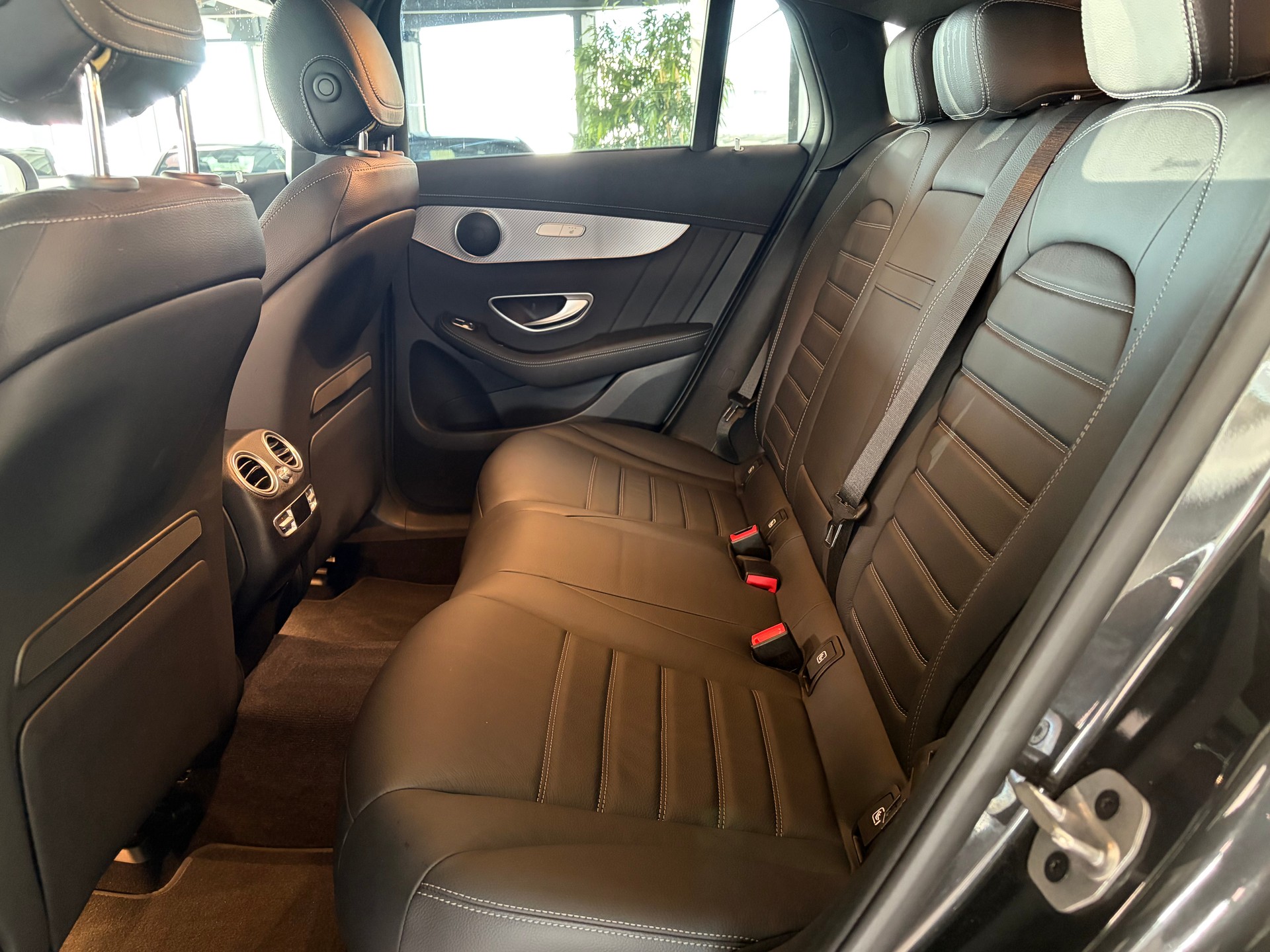 MERCEDES-BENZ EQC 400 4Matic-image-7