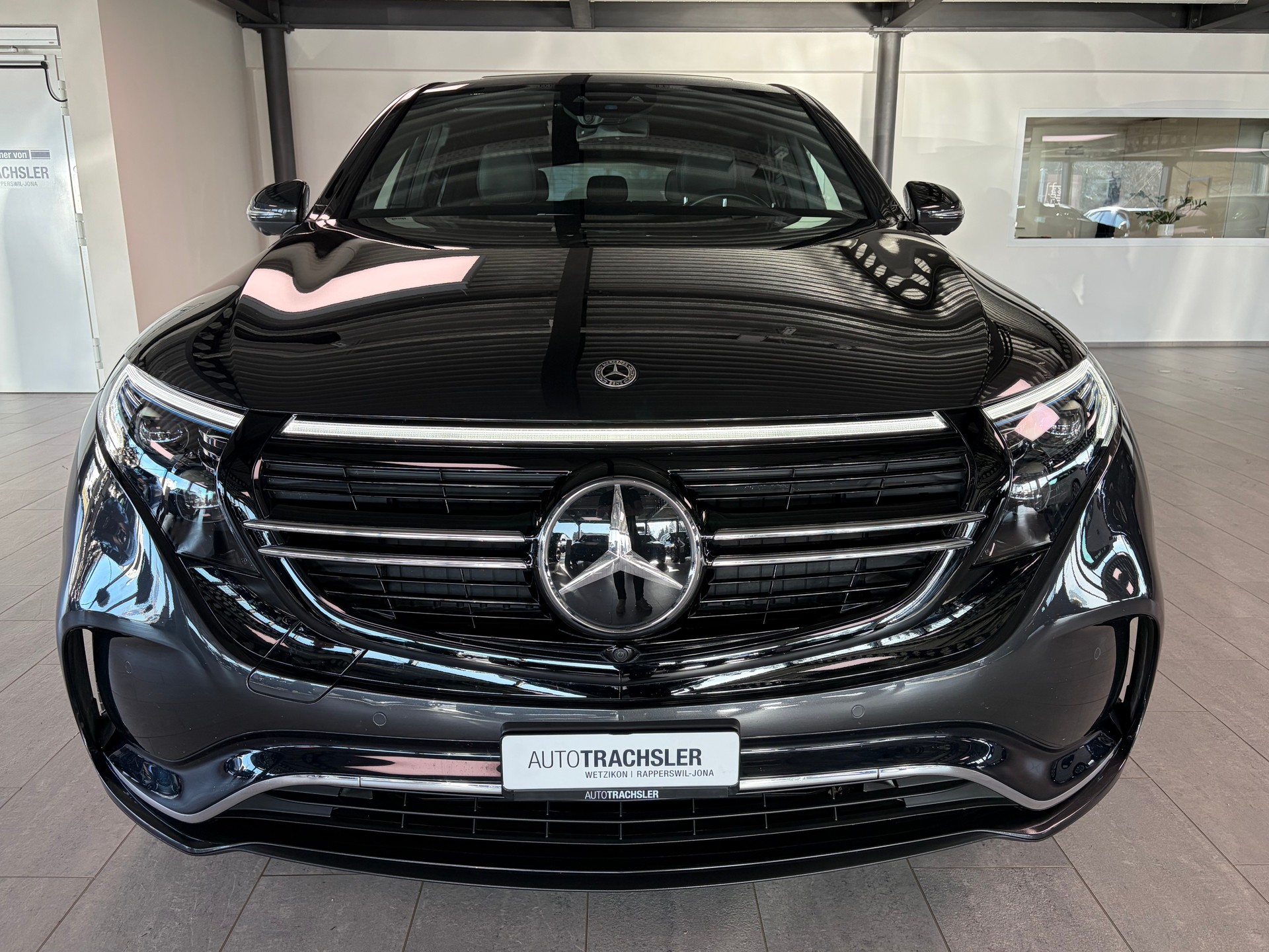 MERCEDES-BENZ EQC 400 4Matic-image-1