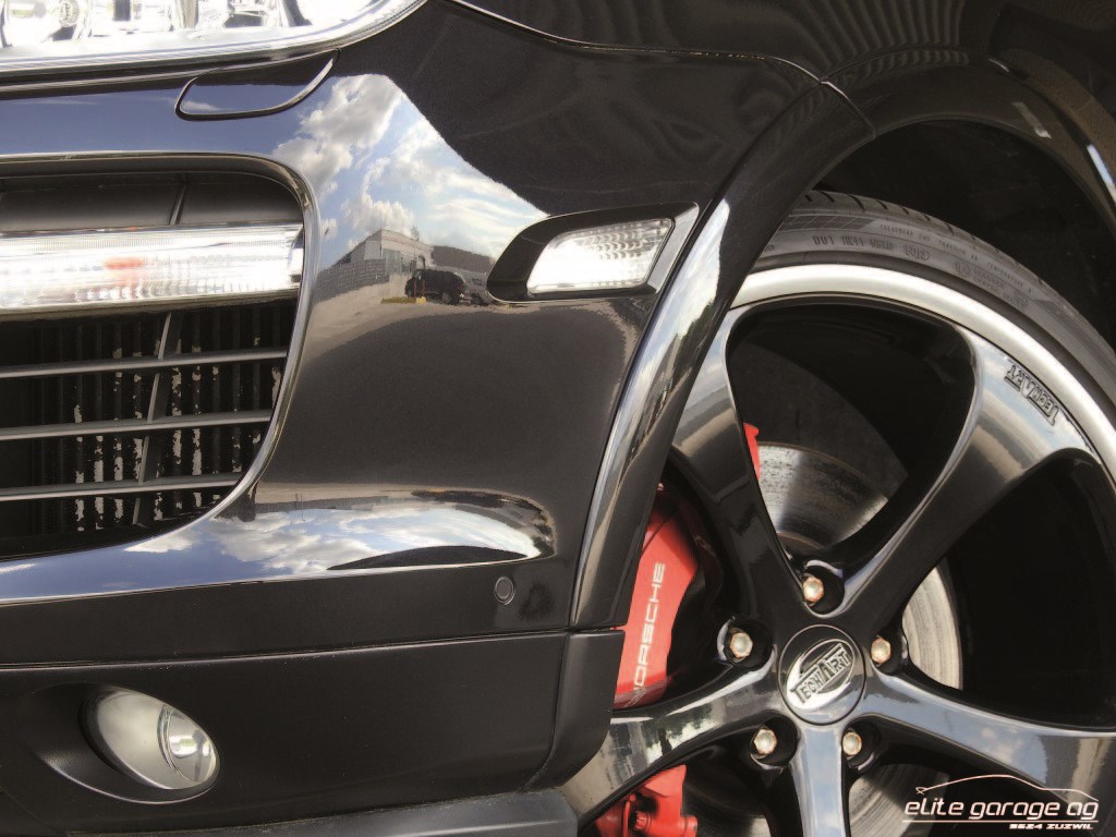 PORSCHE Cayenne Turbo-image-5