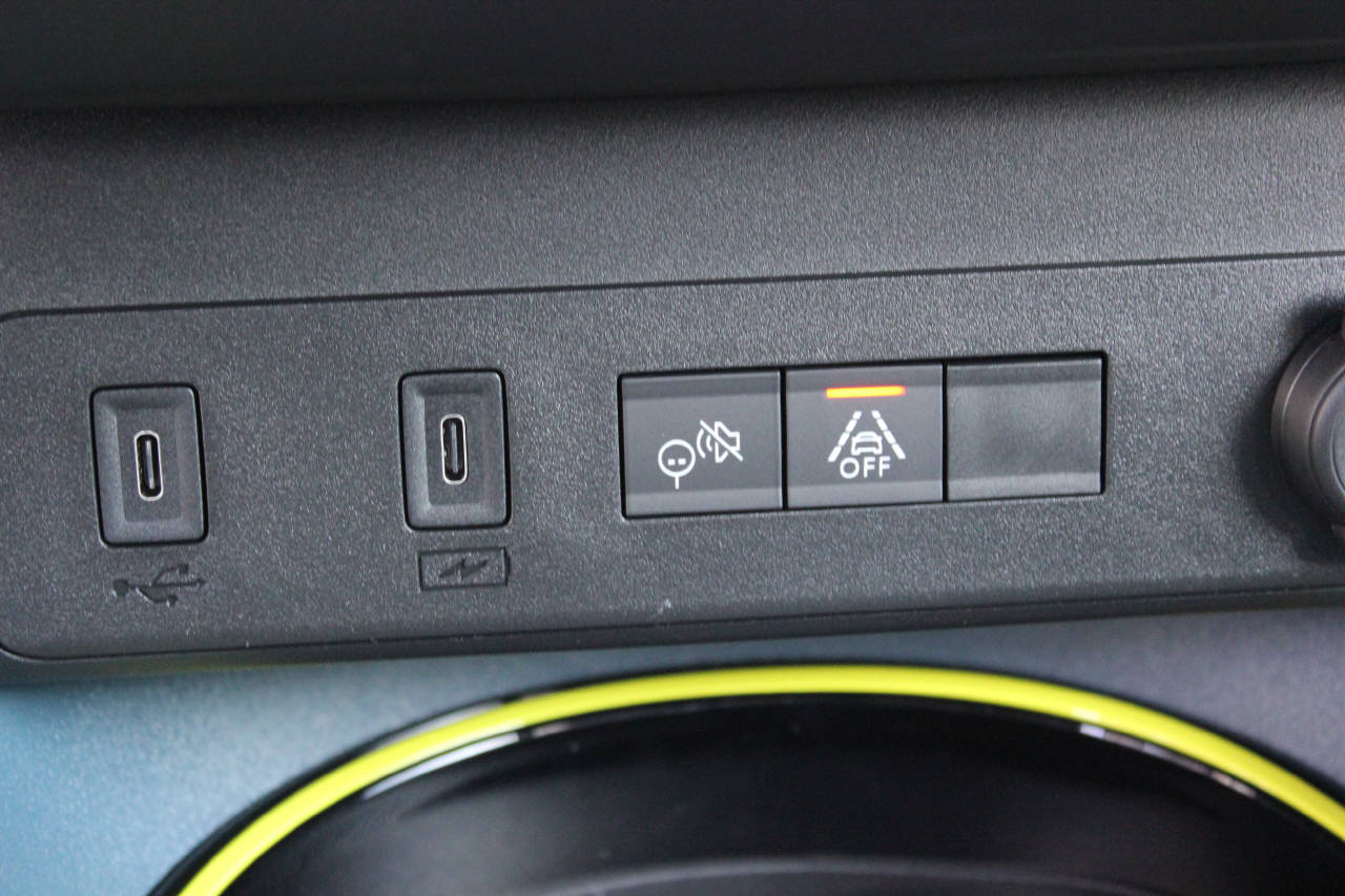 FIAT Grande Panda 1.2 Hybrid Icon-image-12
