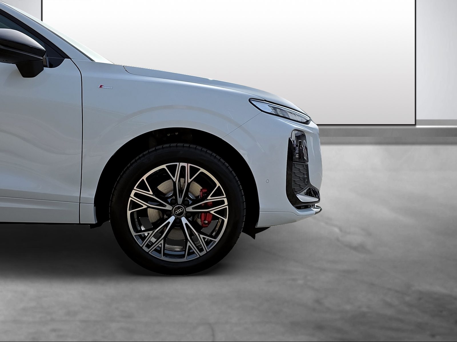 AUDI Q3 SUV TFSI quattro 150 kW S tronic-image-14