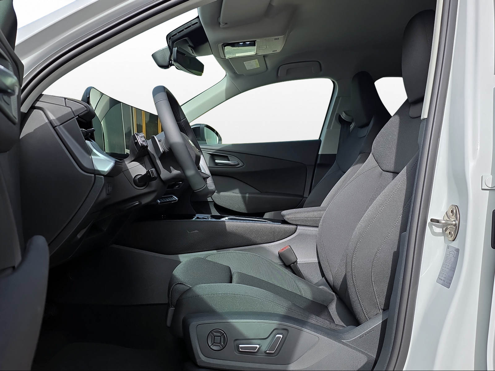 AUDI Q3 SUV TFSI quattro 150 kW S tronic-image-6