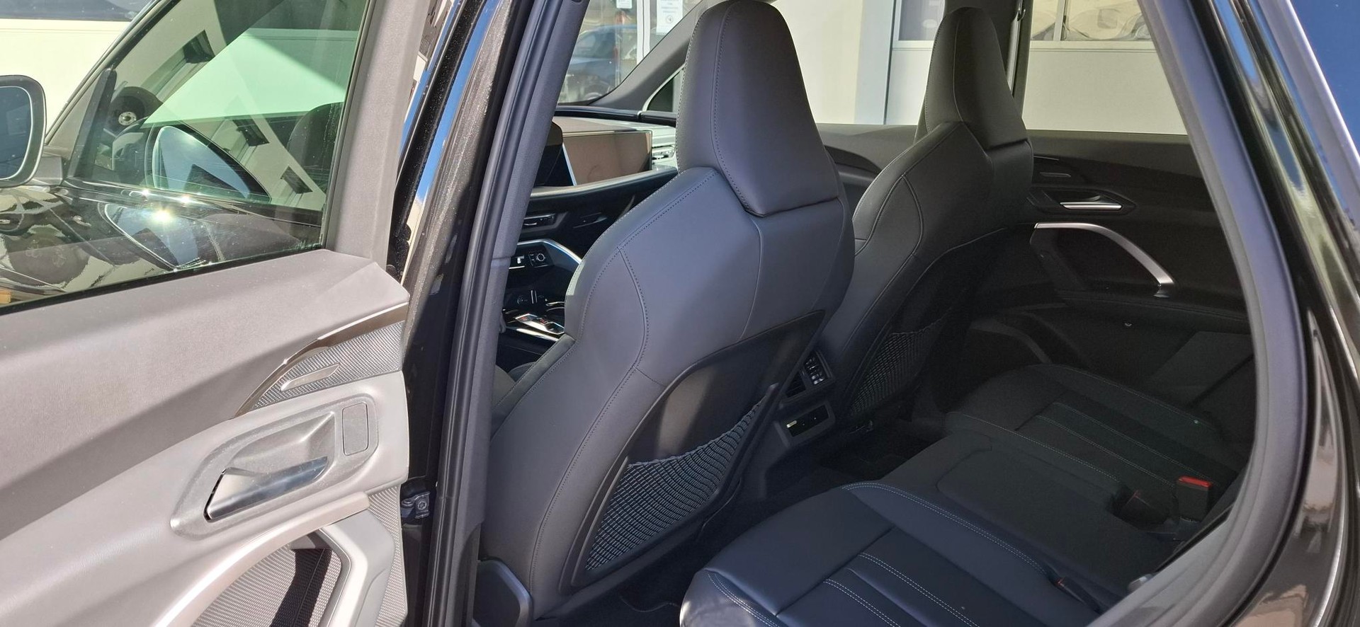 AUDI Q5 TDI quattro 150 kW S-tronic-image-9