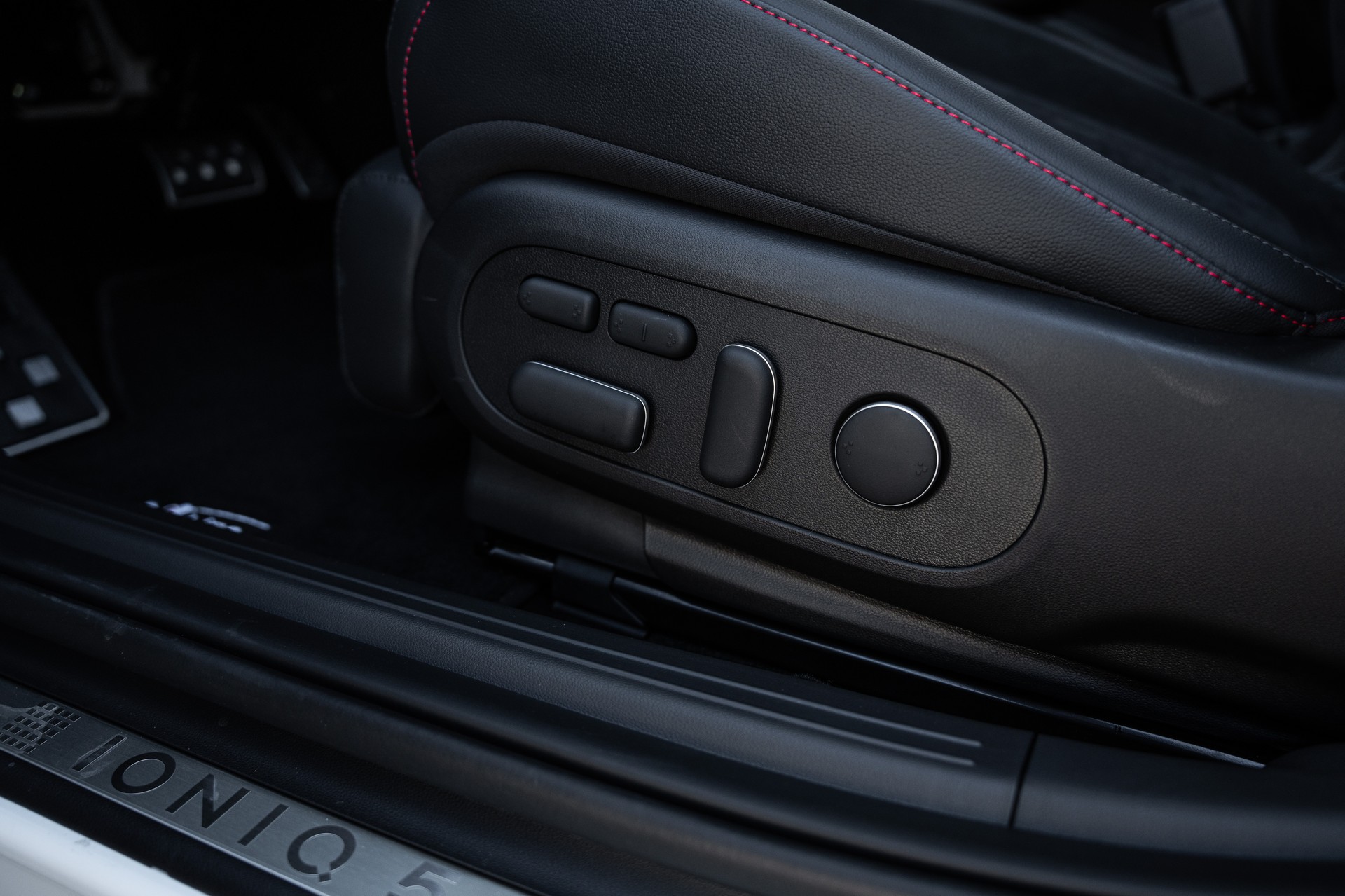 HYUNDAI Ioniq 5 N-Line 84kWh 4WD Bucher Edition-image-22