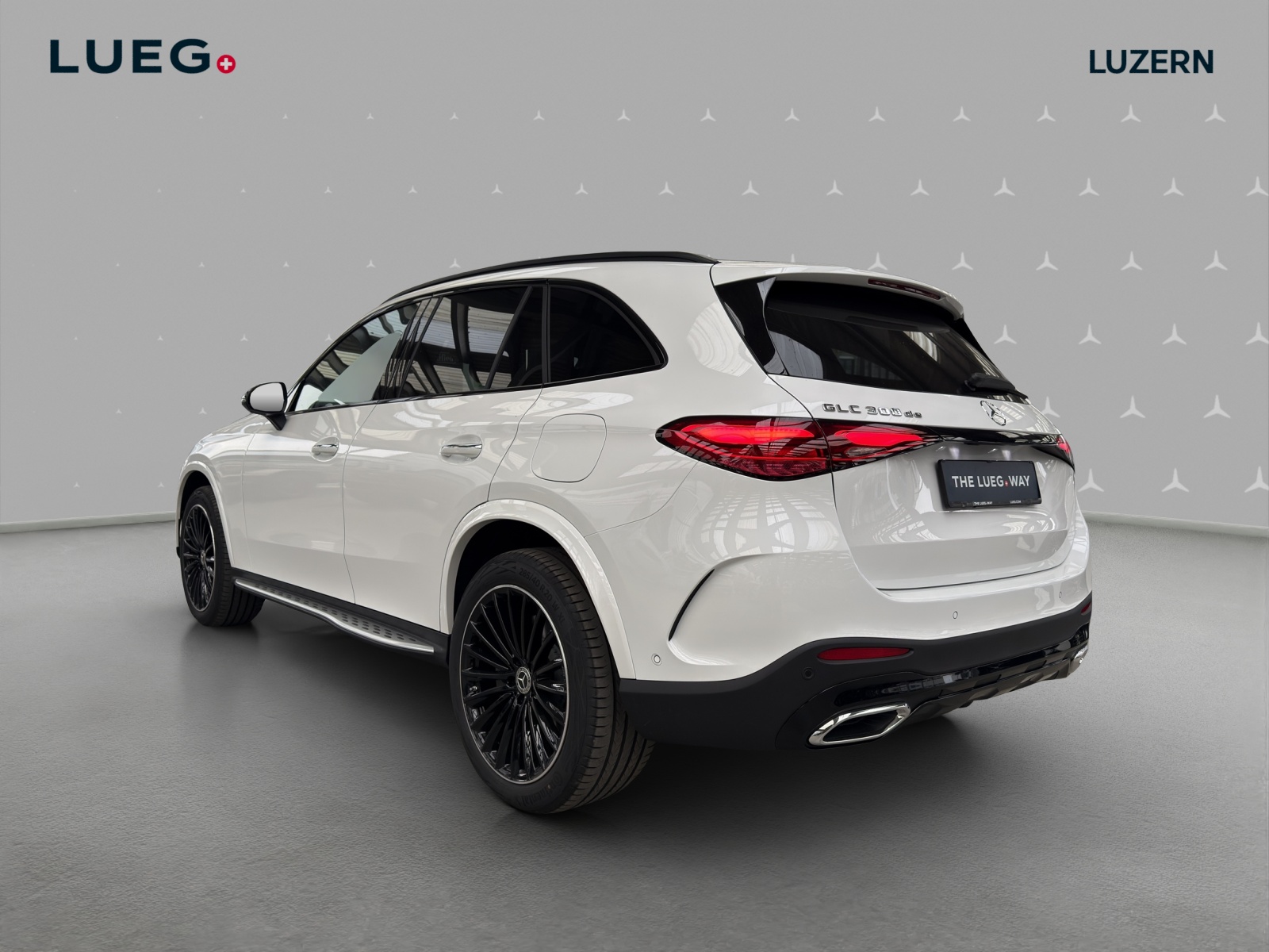 MERCEDES-BENZ GLC 300 de 4Matic 9G-Tronic-image-2