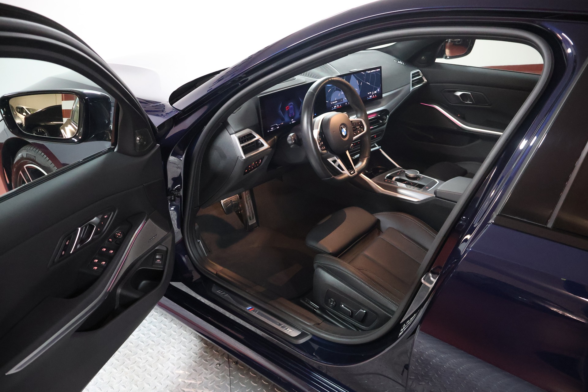 BMW 320d xDrive 48V Steptronic M Sport Pro-image-6