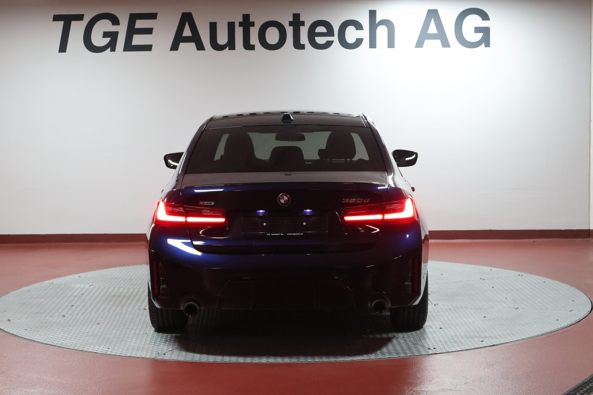 BMW 320d xDrive 48V Steptronic M Sport Pro-image-22