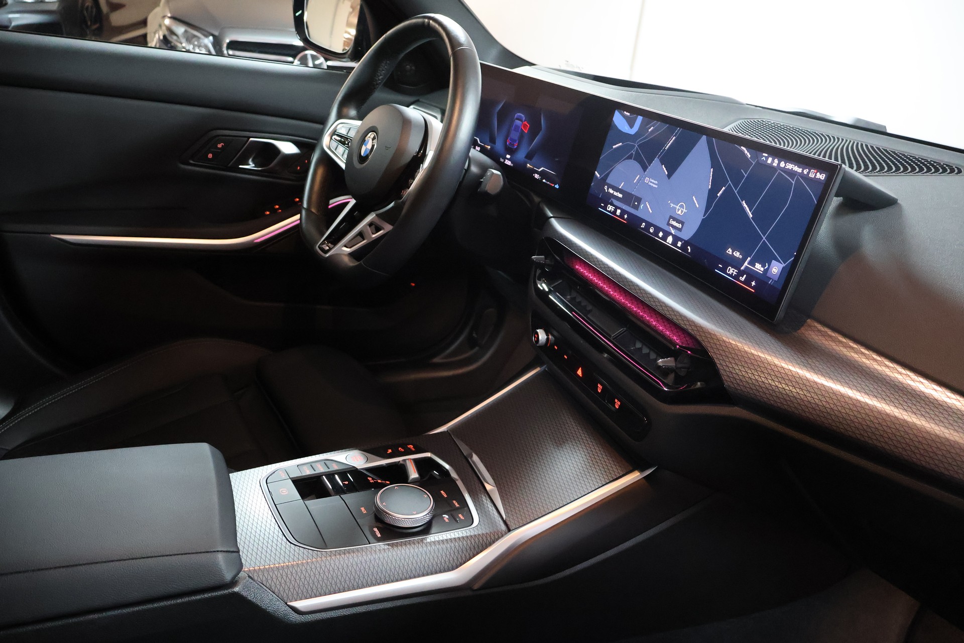 BMW 320d xDrive 48V Steptronic M Sport Pro-image-14