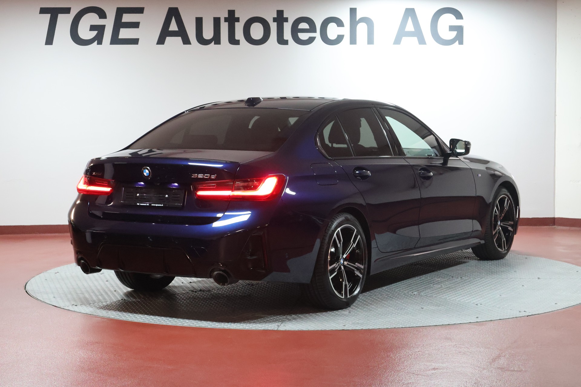 BMW 320d xDrive 48V Steptronic M Sport Pro-image-21