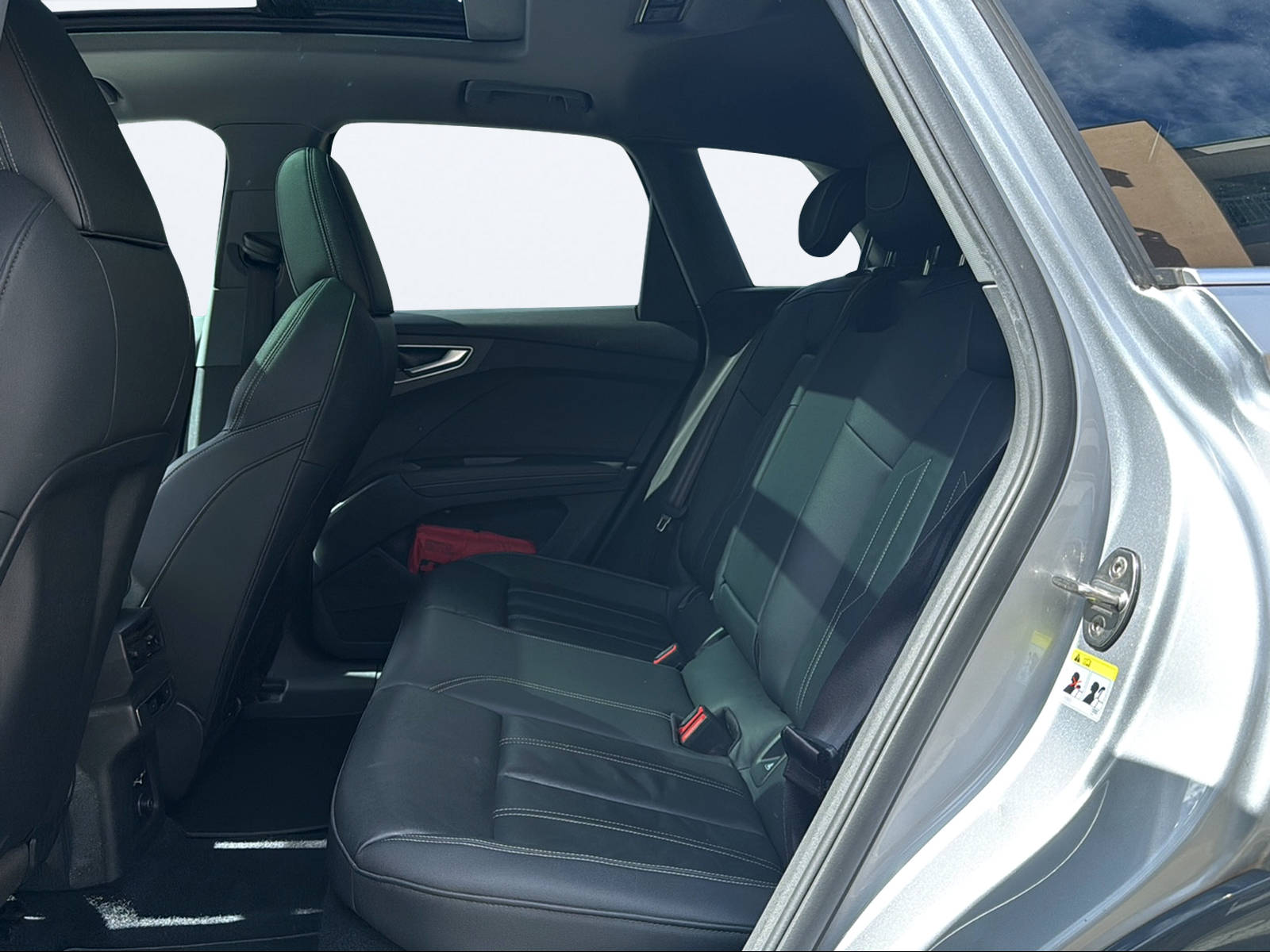 AUDI Q4 e-tron 50 quattro-image-13