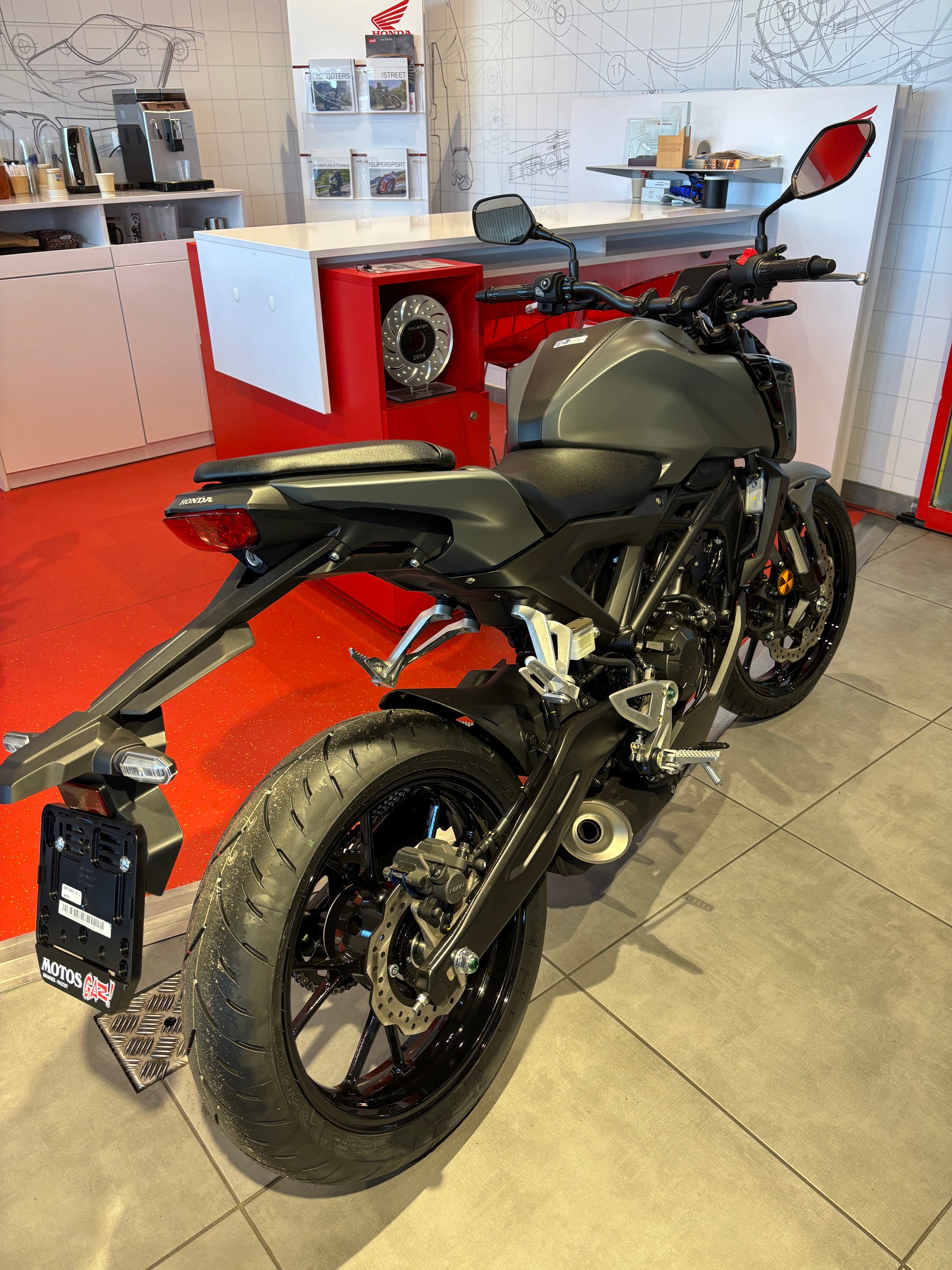 HONDA CB 125 R-image-4