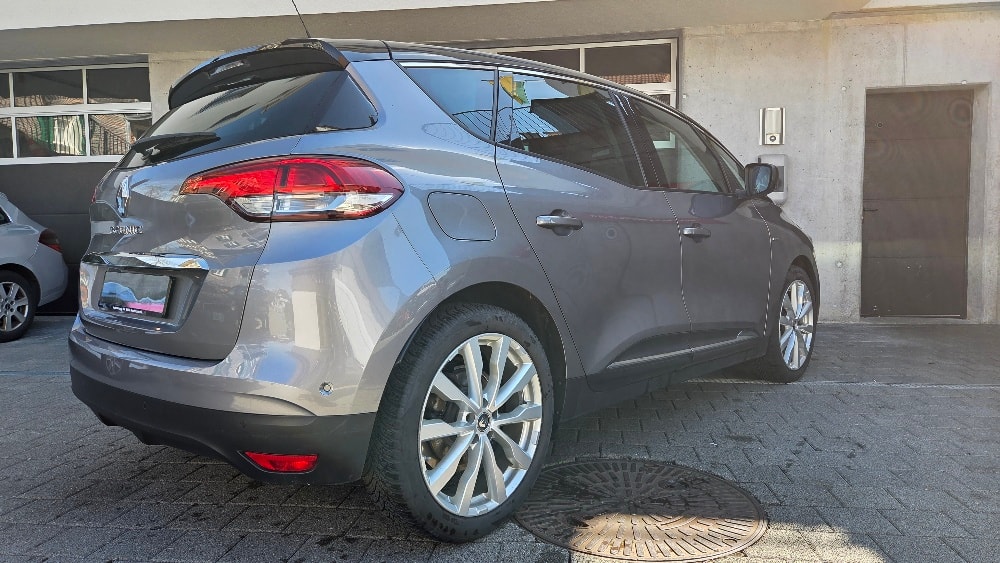 RENAULT Scénic 1.2 TCe 130 Bose-image-4