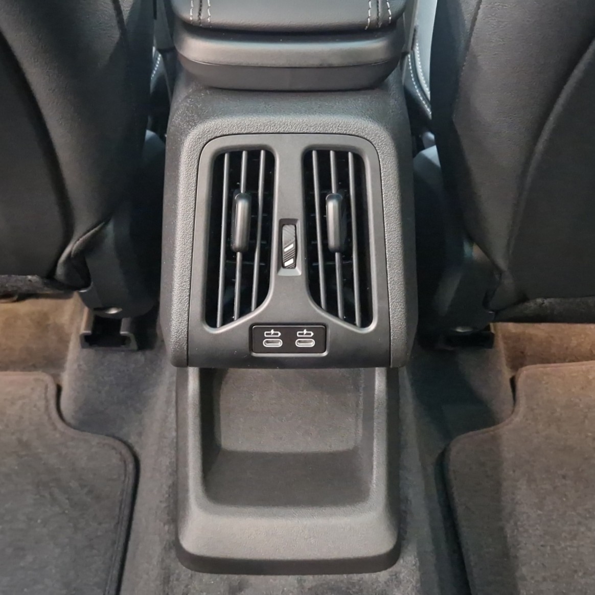 BMW X1 xDrive 23i 48V M Sport Pro-image-15