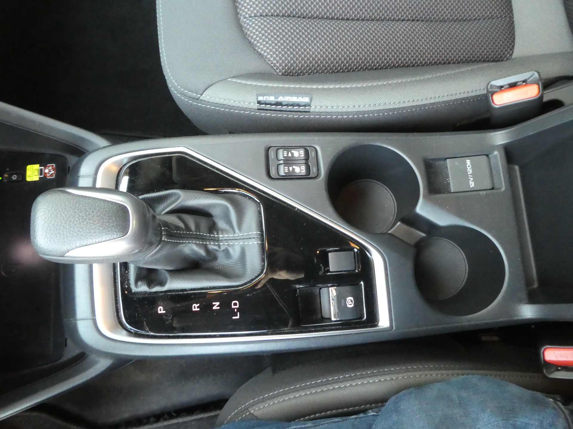 SUBARU Impreza 2.0 e-Boxer Swiss Plus AWD Lineartronic-image-5