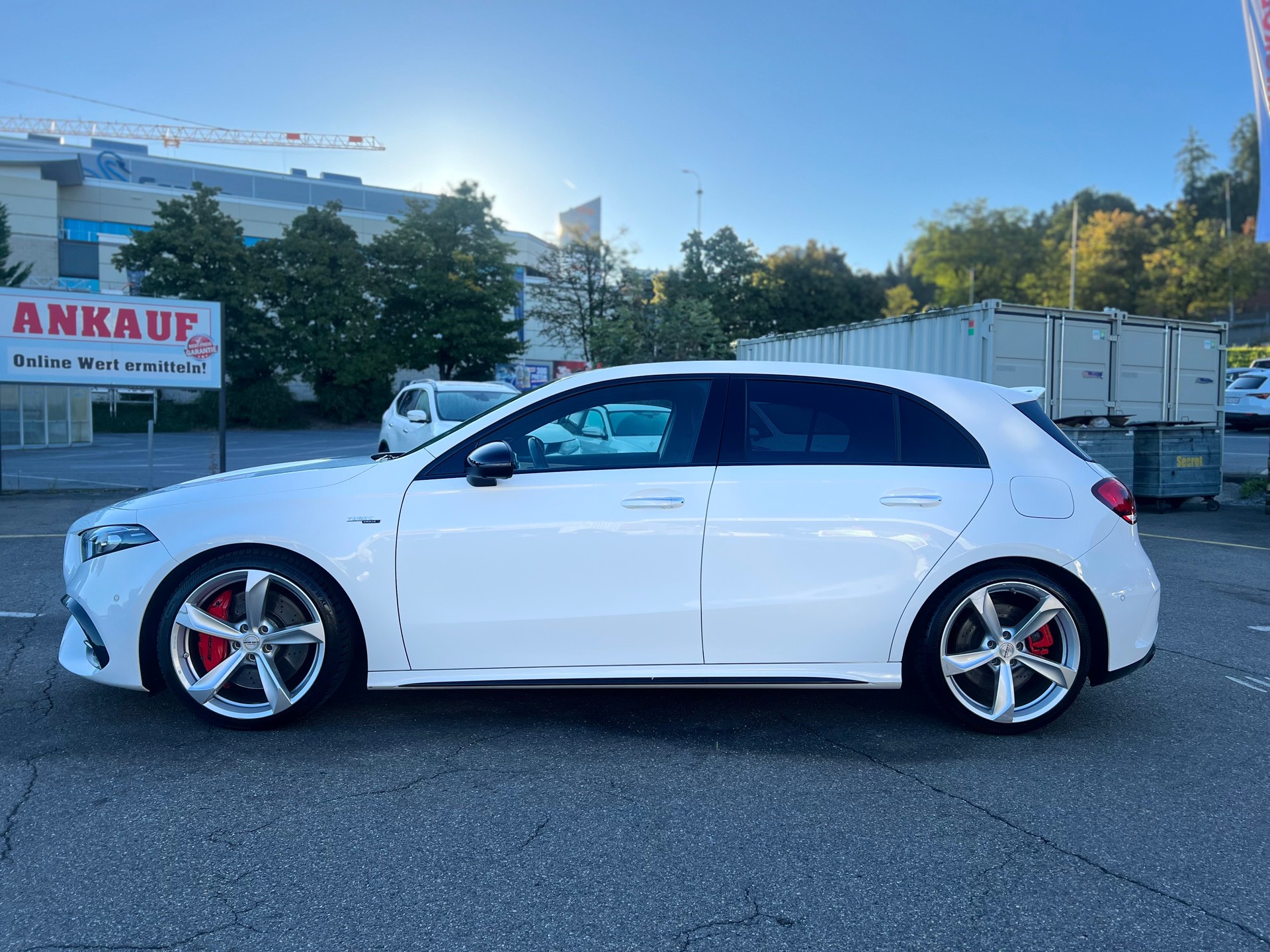 MERCEDES-BENZ A 45 S AMG 4Matic+ Speedshift-image-5