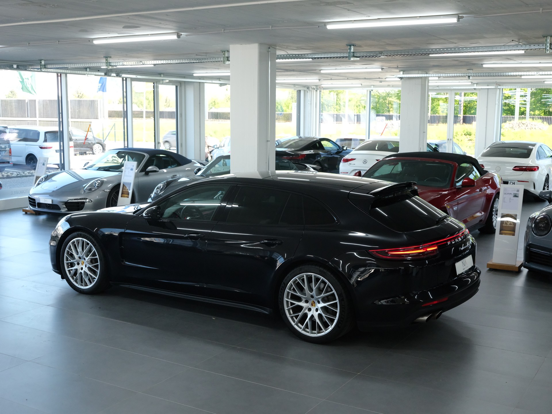 PORSCHE Panamera 4S PDK *Sport Chrono Paket* *360 Kamera* *Panorama*-image-11
