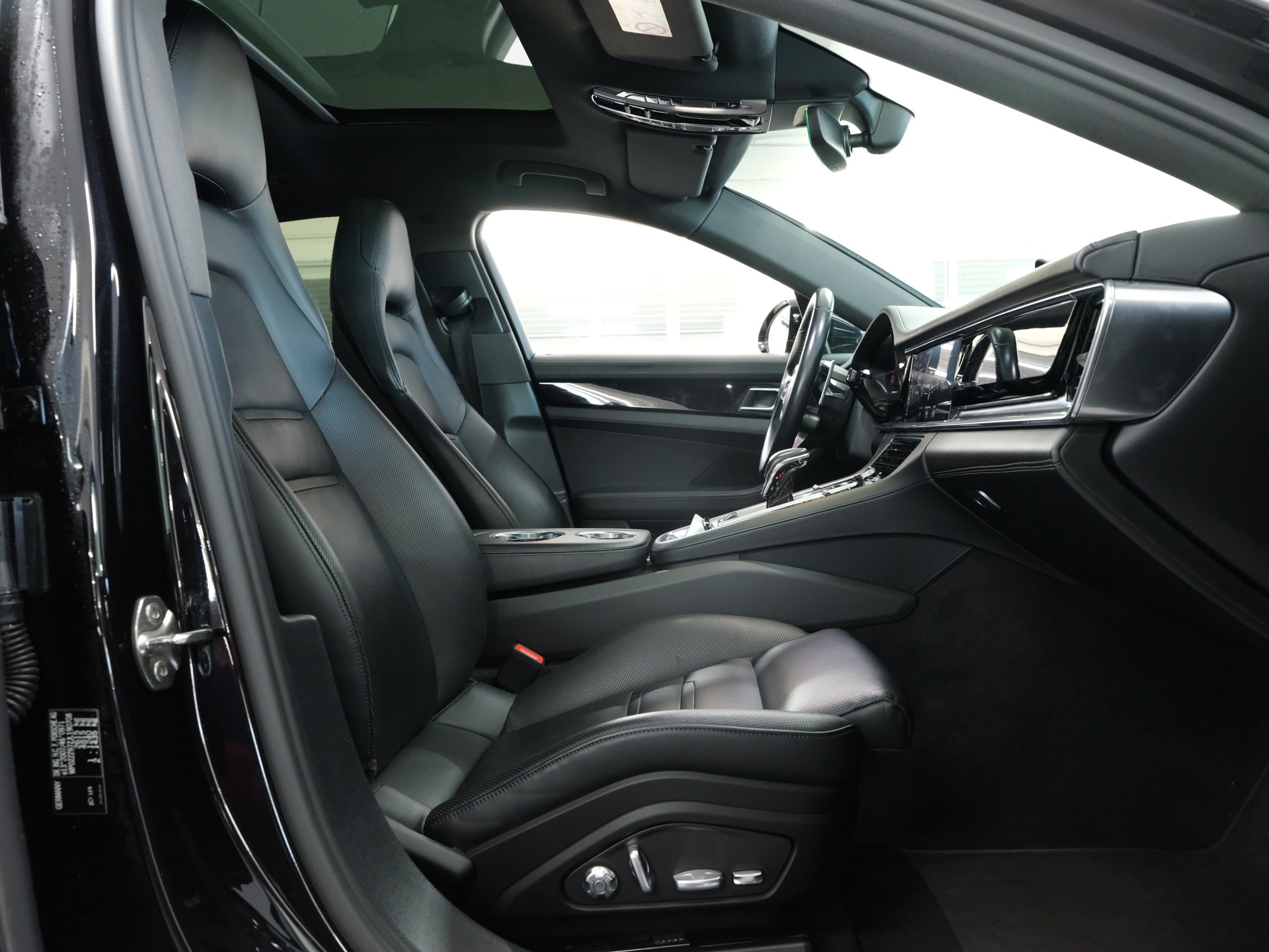 PORSCHE Panamera 4S PDK *Sport Chrono Paket* *360 Kamera* *Panorama*-image-25