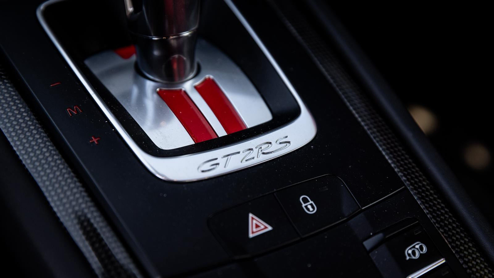 PORSCHE 911 GT2 RS PDK-image-9
