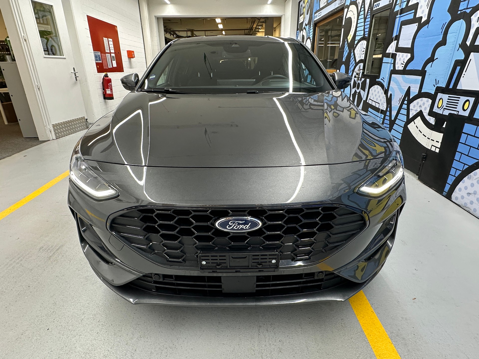 FORD Focus 1.0 MHEV ST-Line X Automat-image-1