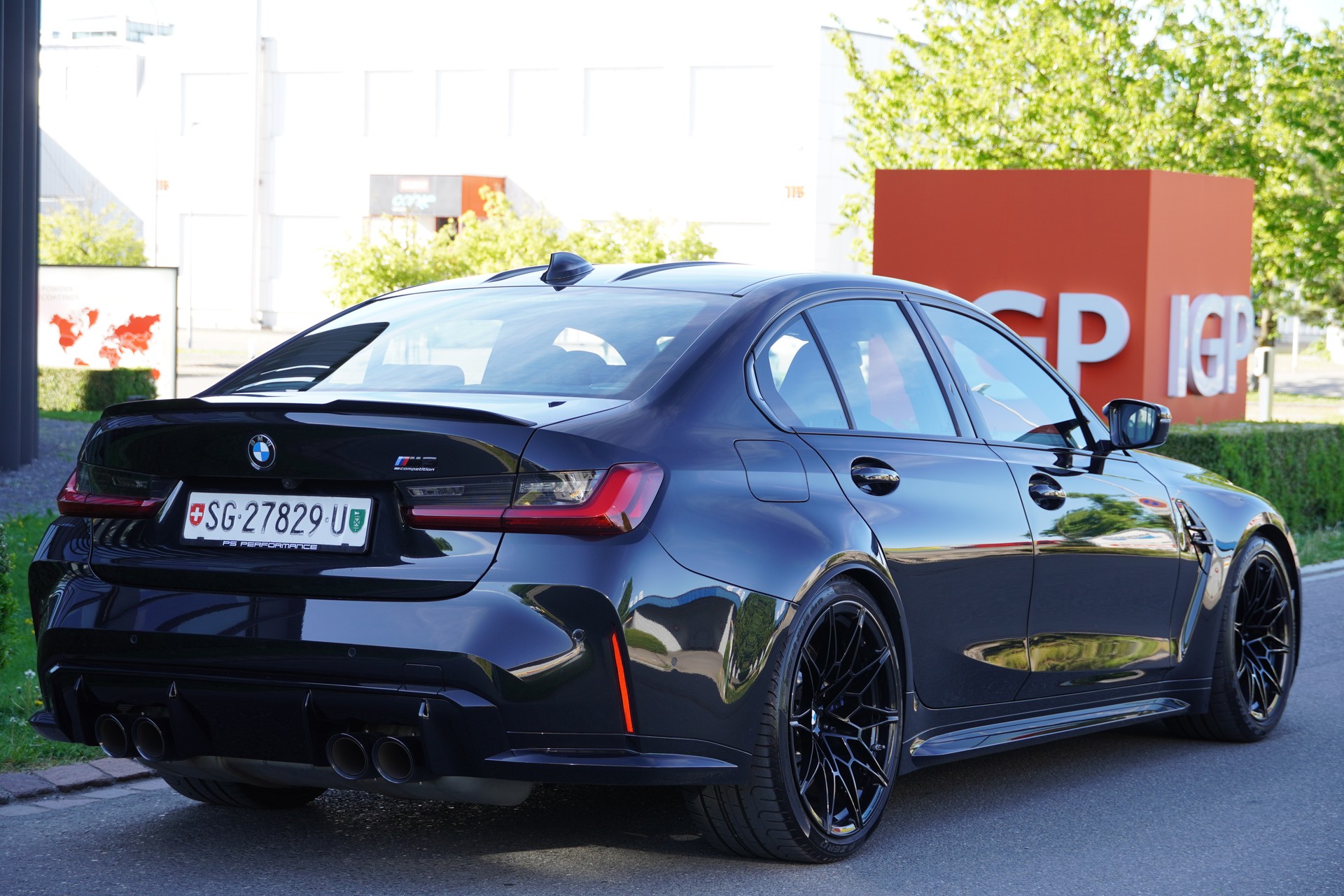 BMW M3 Competition M xDrive//Interieurleisten Carbon Fibre//-image-4