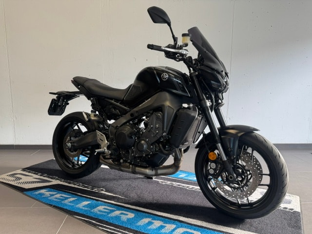 YAMAHA MT-09-showroom-element-2