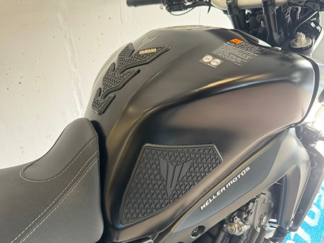 YAMAHA MT-09-image-13