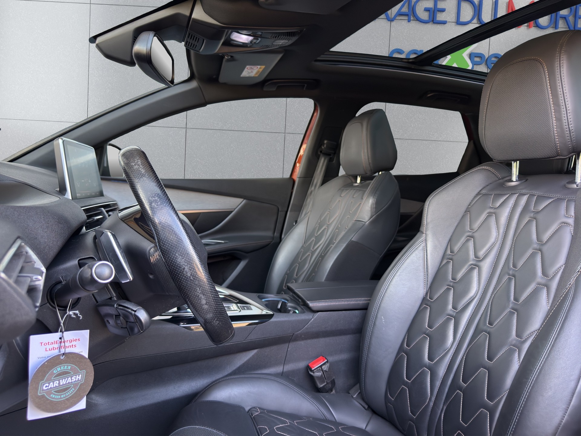 PEUGEOT 3008 2.0 BlueHDi GT EAT-image-8