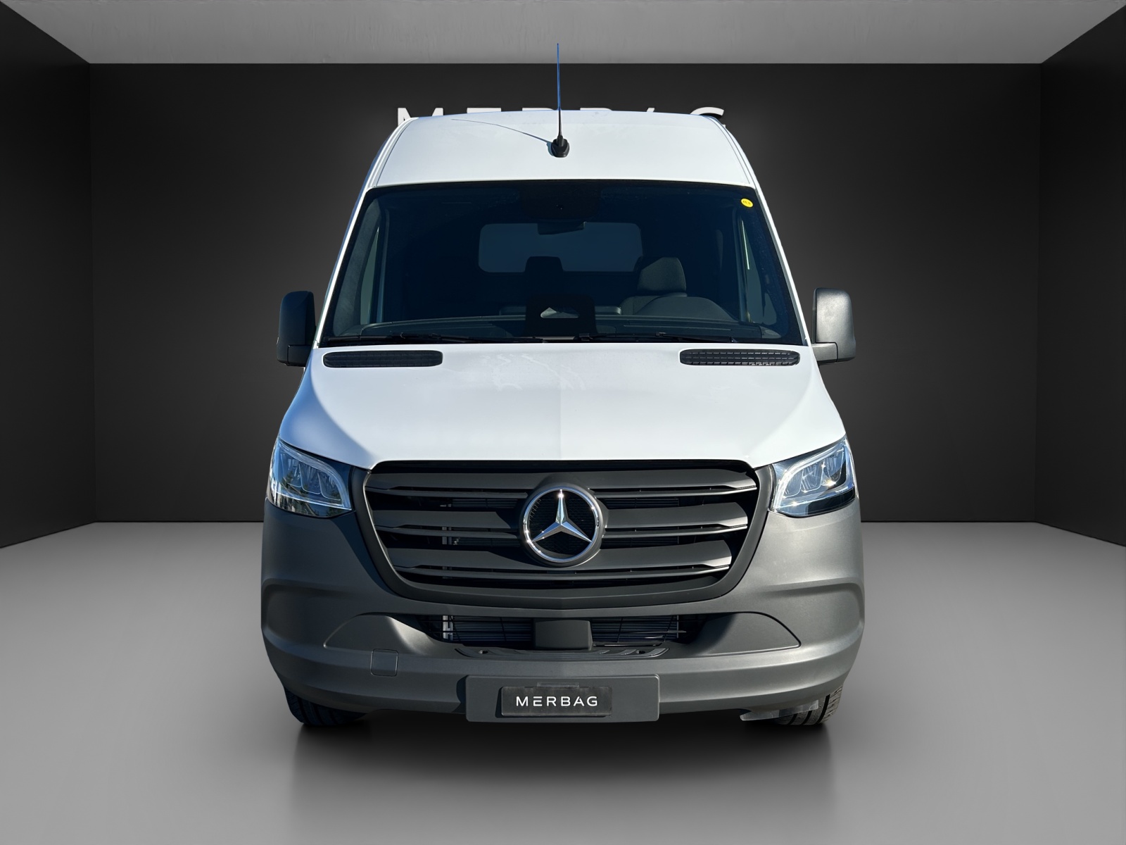 MERCEDES-BENZ Sprinter 317 CDI Standard 9G-TRONIC-image-1