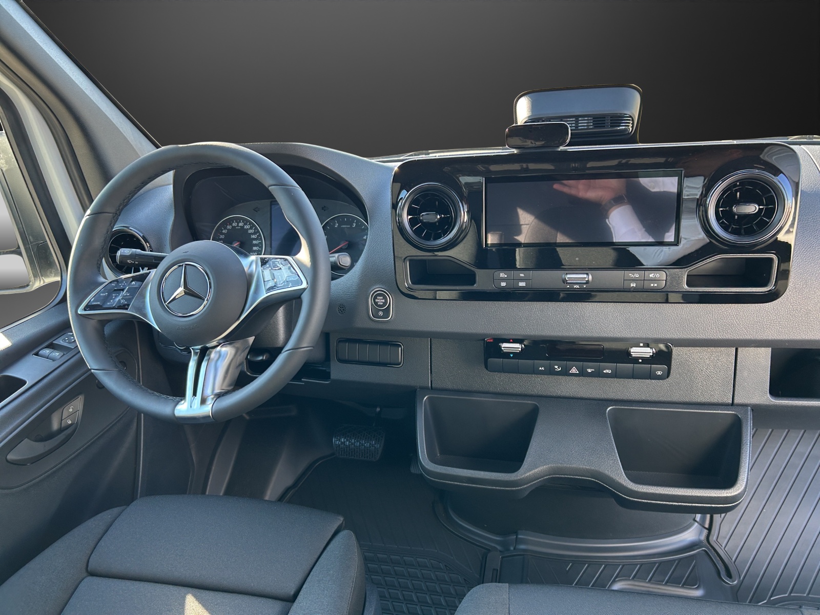 MERCEDES-BENZ Sprinter 317 CDI Standard 9G-TRONIC-image-8