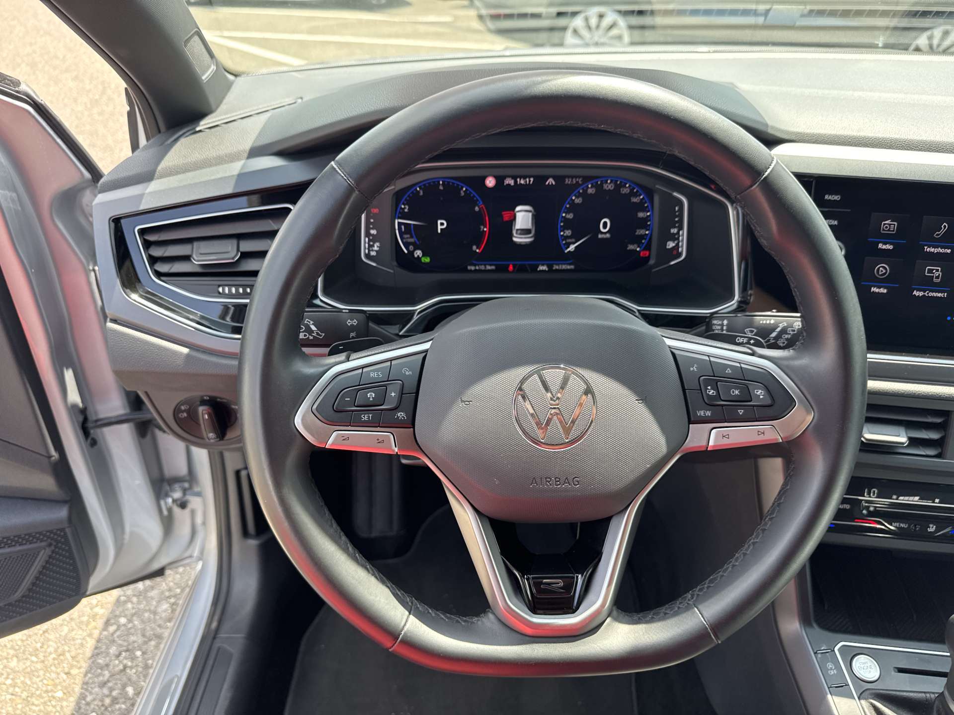 VW Taigo 1.0 TSi R-Line DSG-Automat-image-15