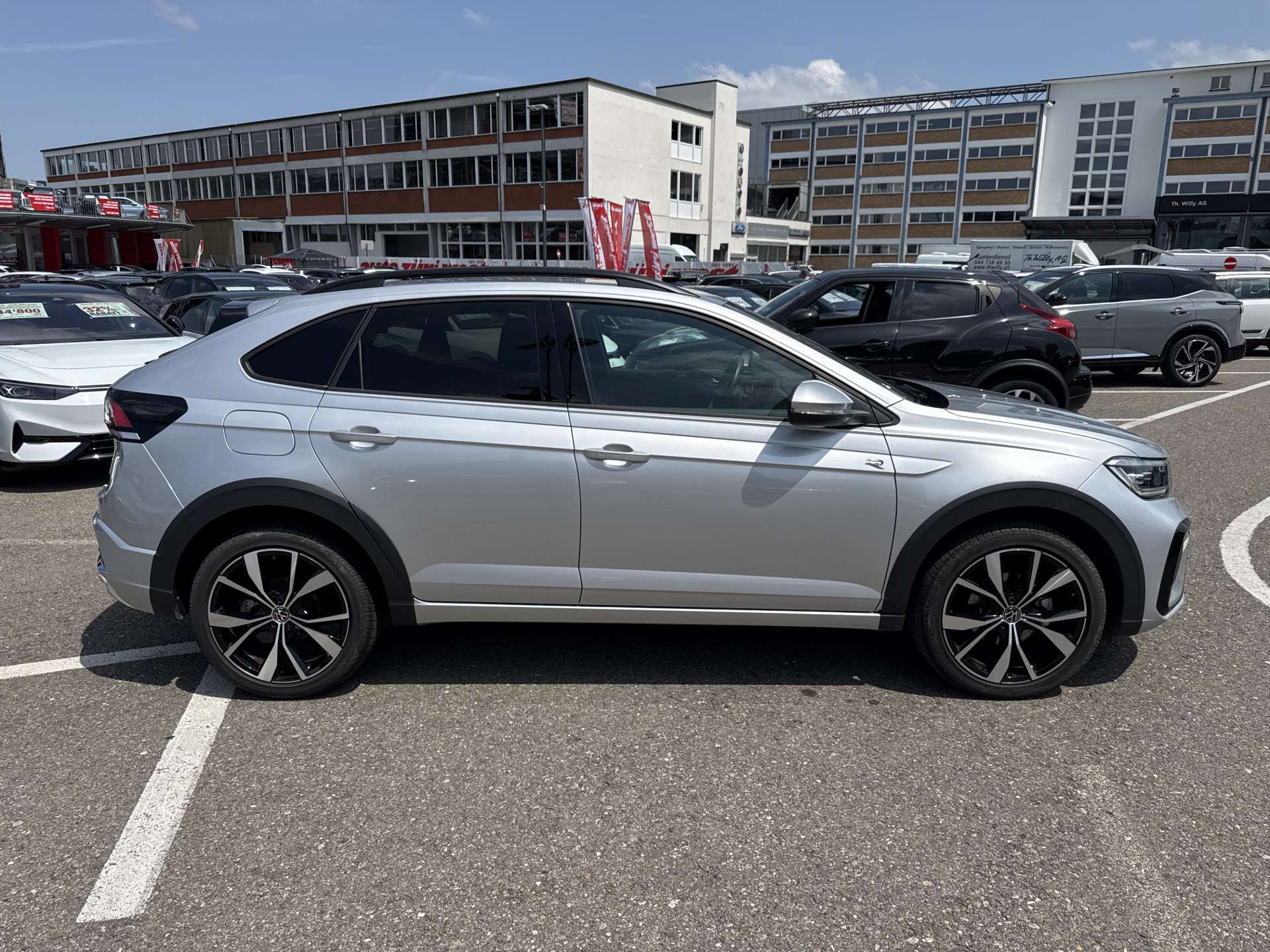 VW Taigo 1.0 TSi R-Line DSG-Automat-image-10
