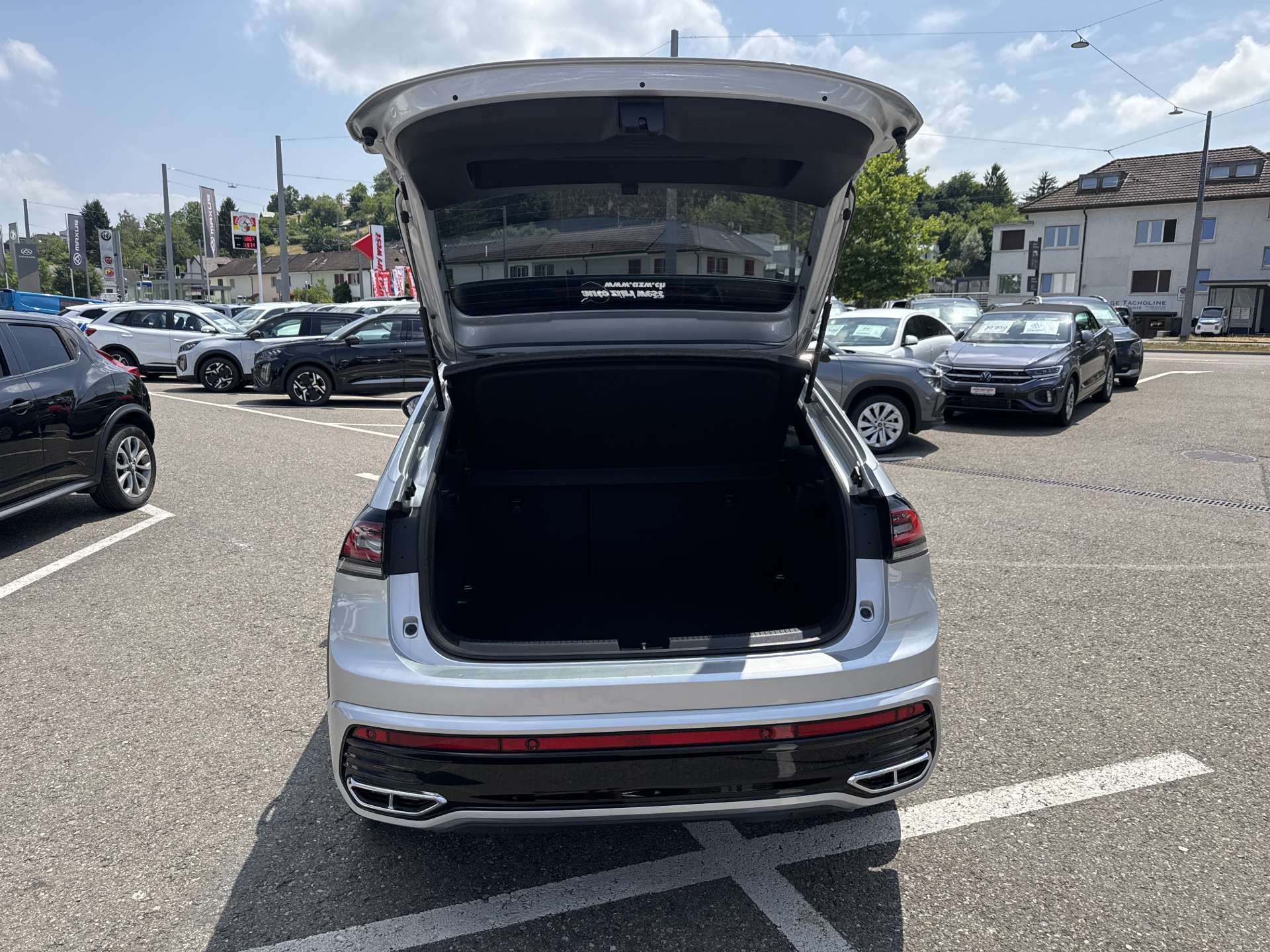 VW Taigo 1.0 TSi R-Line DSG-Automat-image-7