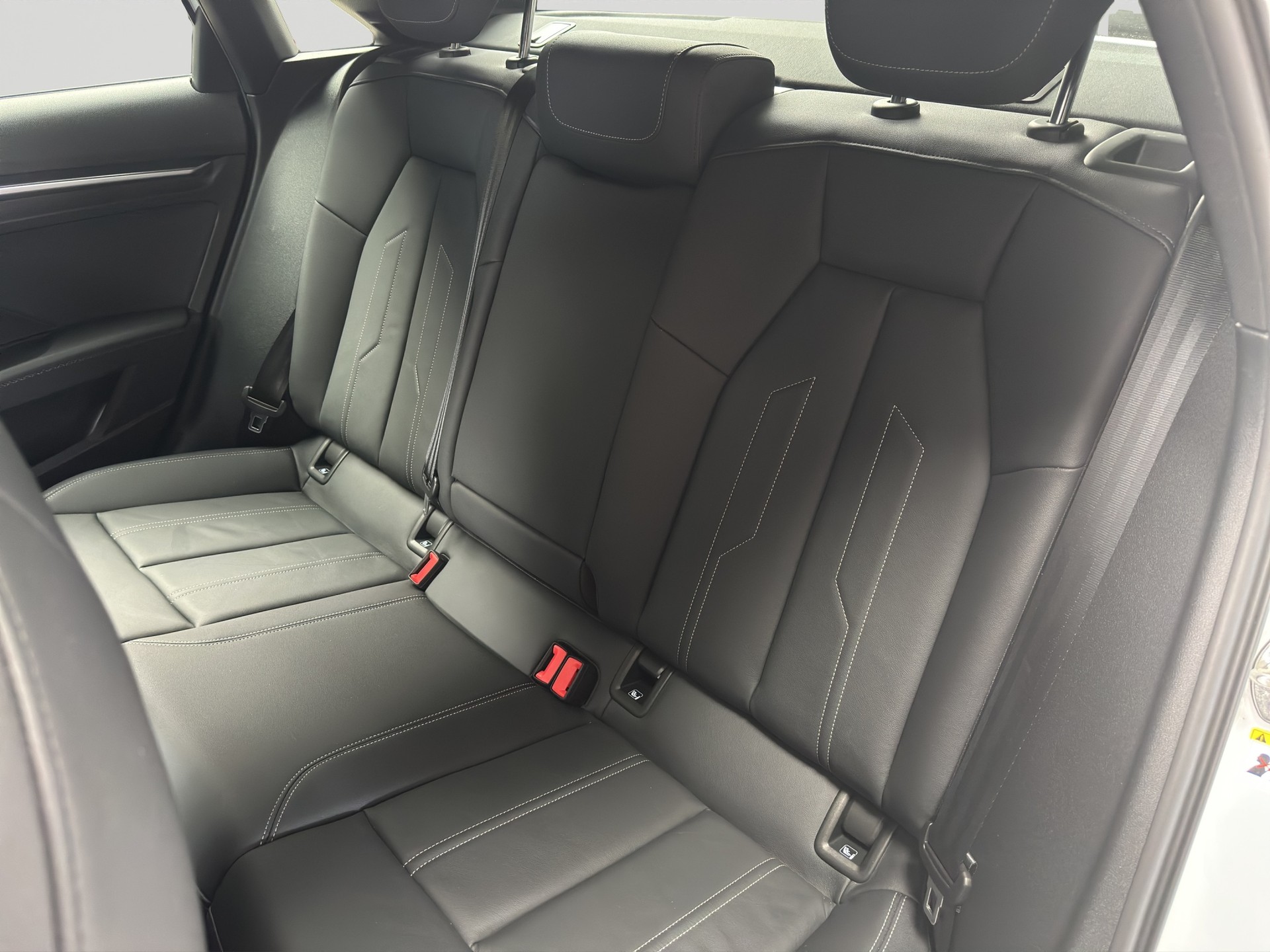 AUDI S3 Limousine 2.0 TFSI quattro Schwarz Plus S-tronic-image-7