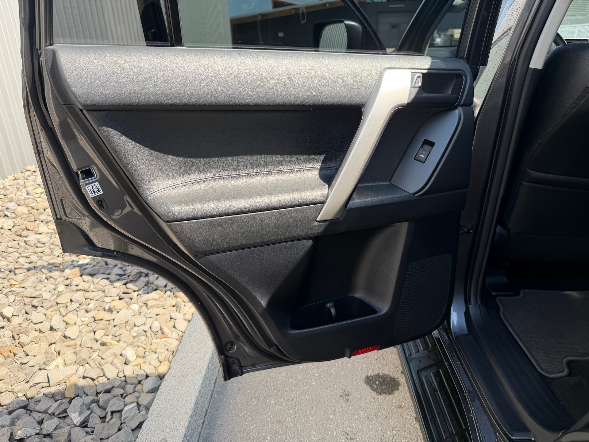 TOYOTA Land Cruiser 2.8TD 231 CV BOITE MANUEL-image-39
