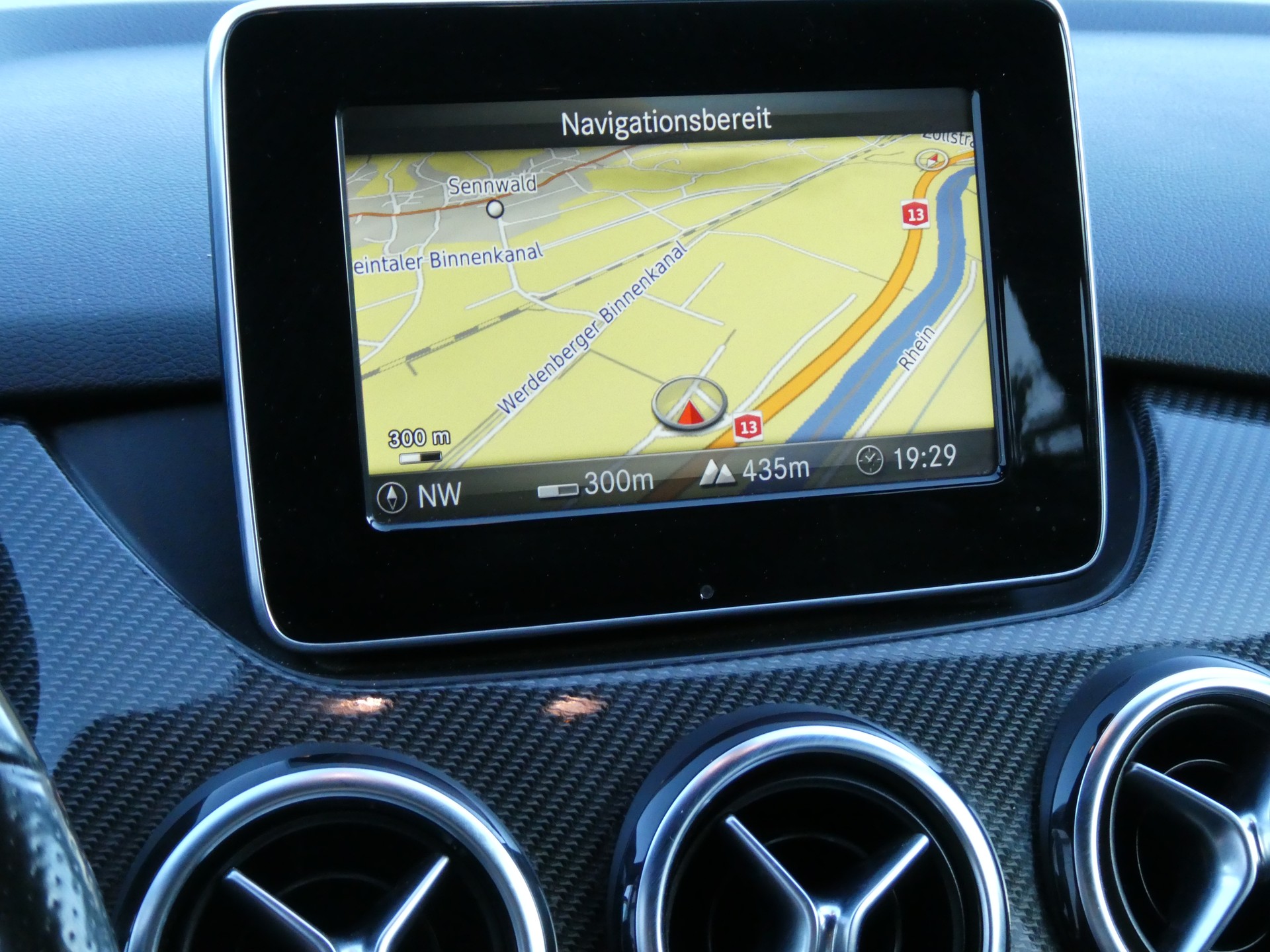 MERCEDES-BENZ B 220 CDI Swiss Star Edition AMG Line 4Matic (CH)-image-14