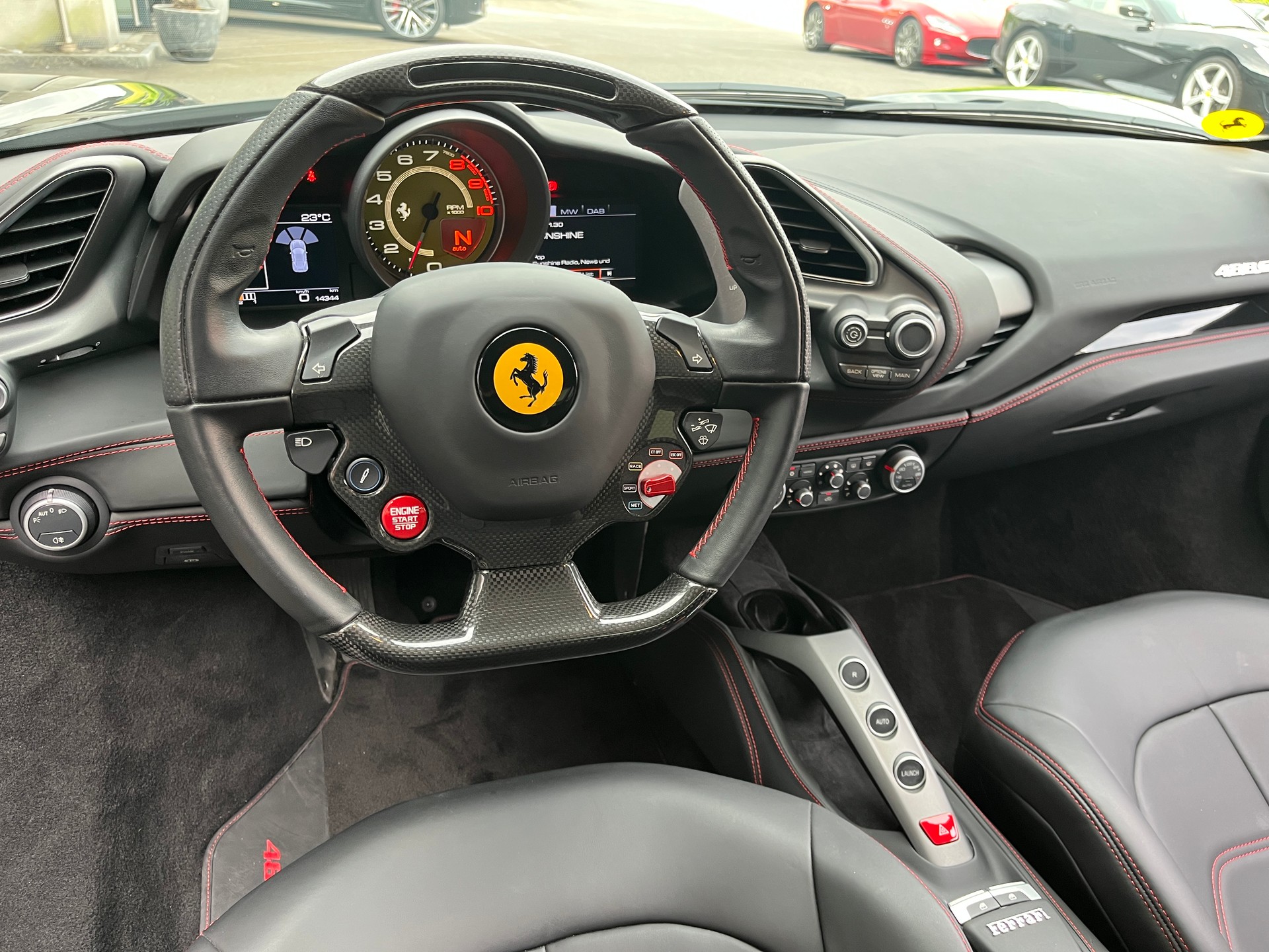 FERRARI 488 GTB-image-4