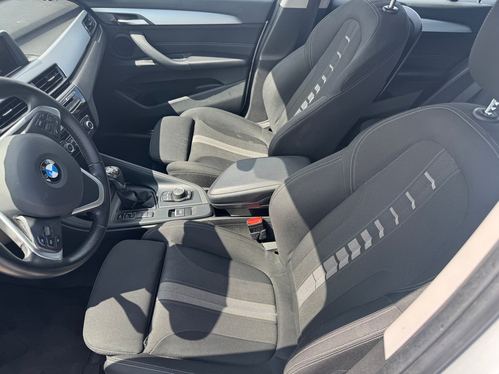BMW X1 sDrive 18d-image-7