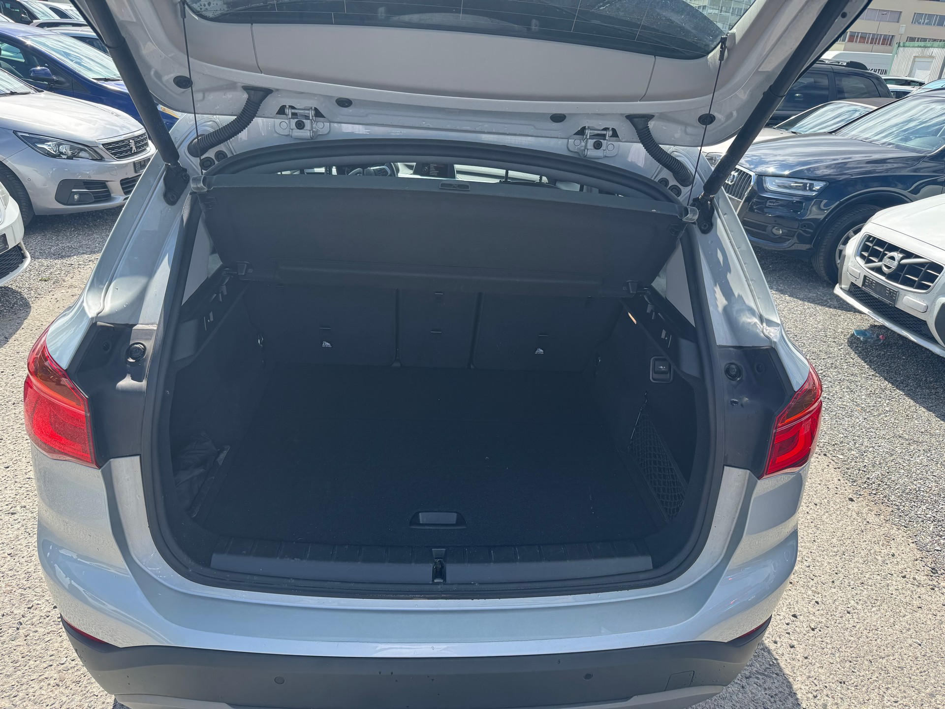 BMW X1 sDrive 18d-image-9