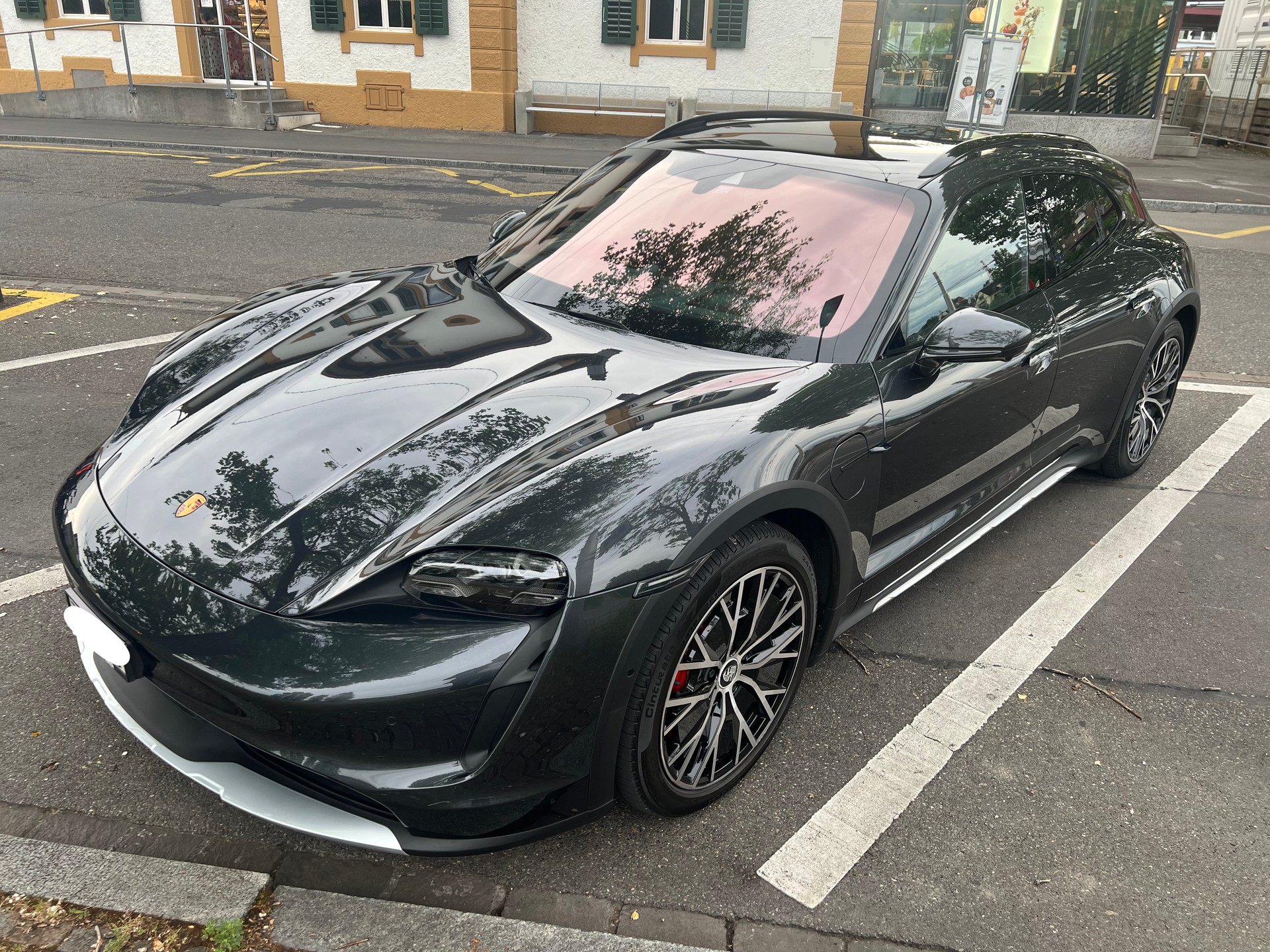 PORSCHE 4S-image-3